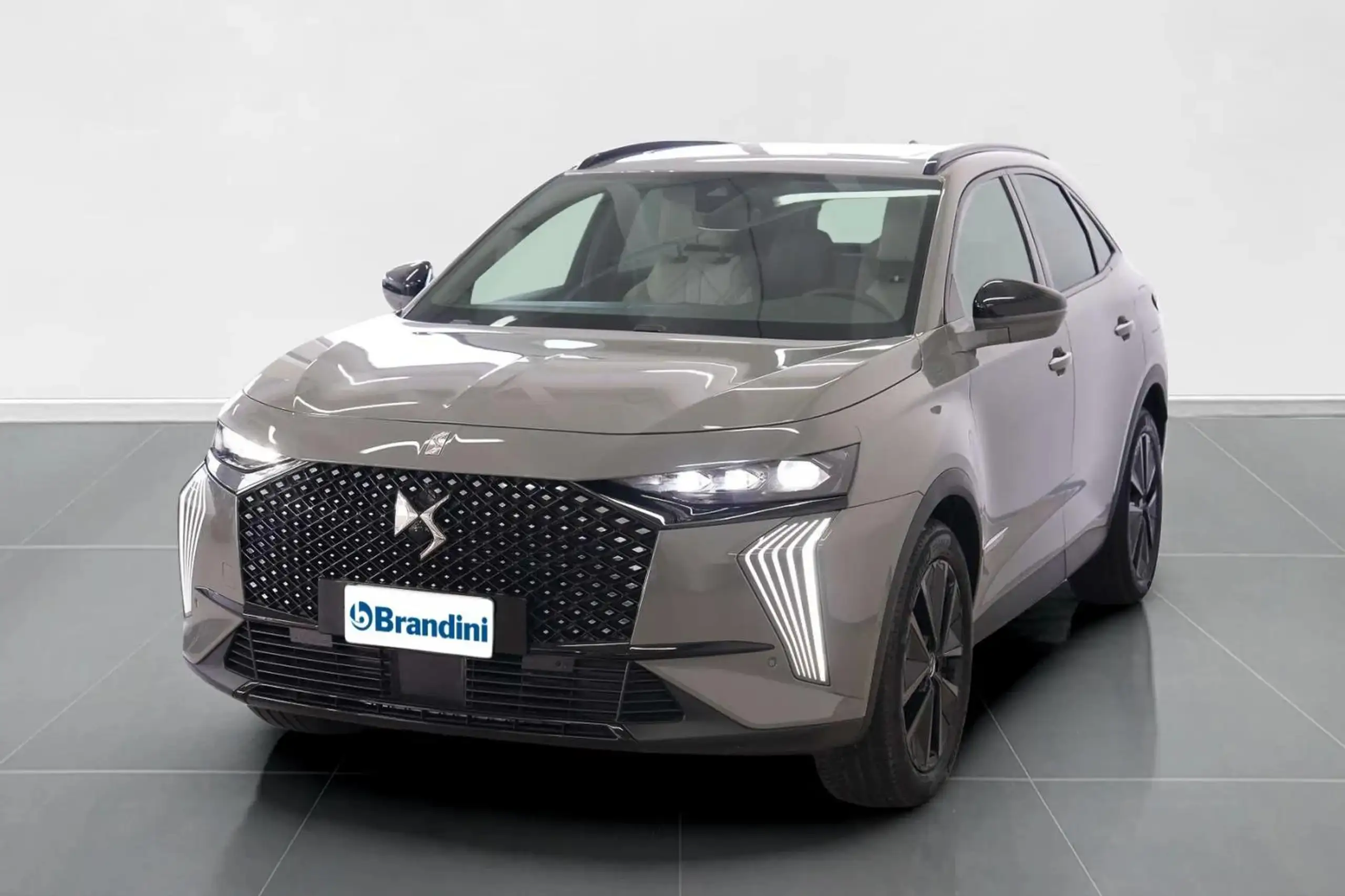 DS Automobiles - DS 7 Crossback