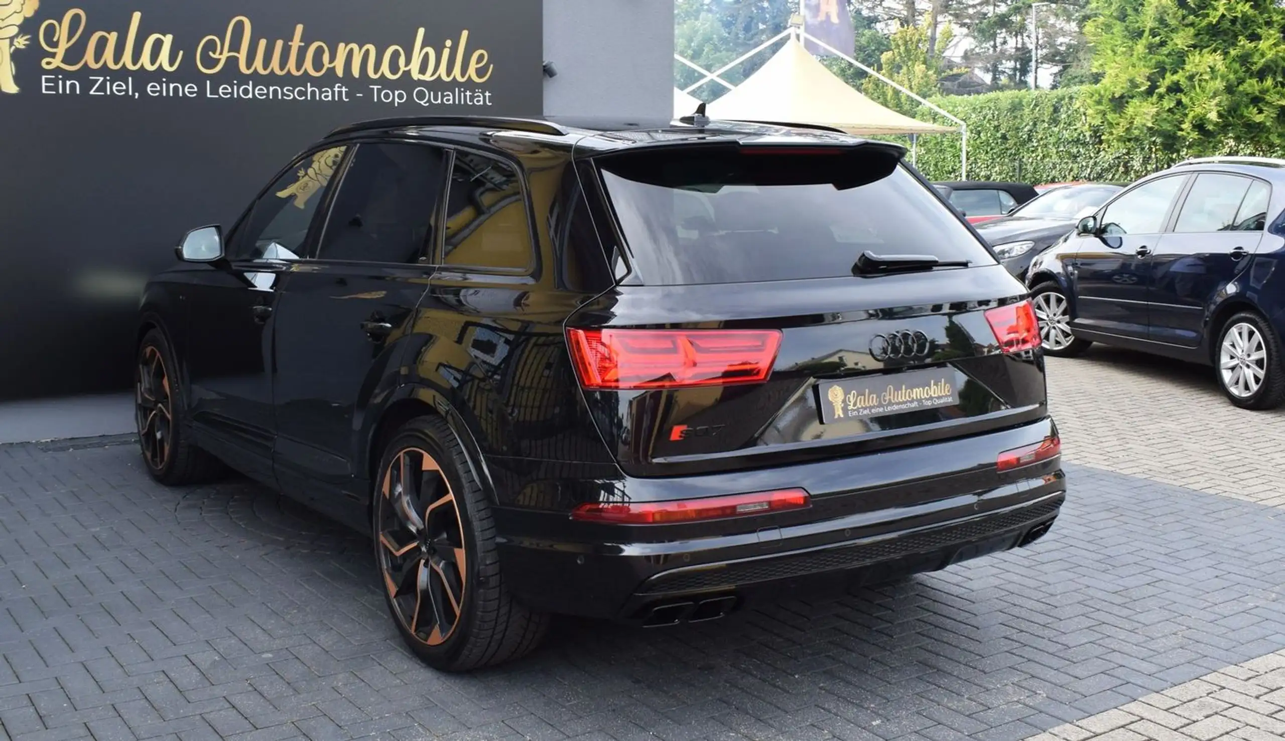 Audi - SQ7