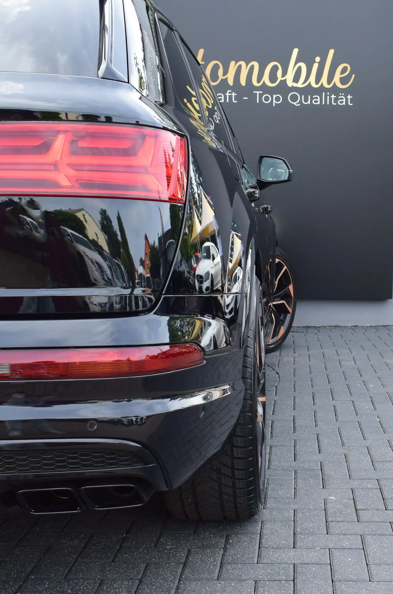 Audi - SQ7