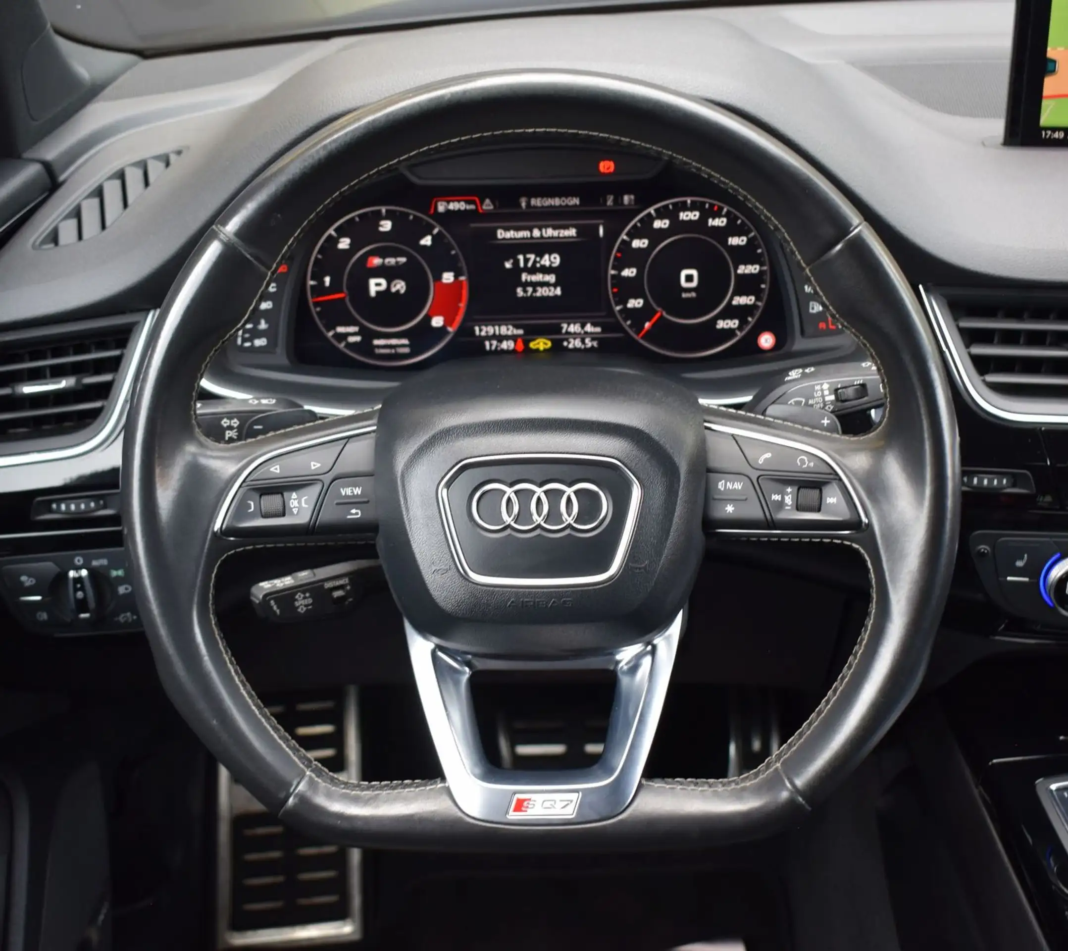 Audi - SQ7