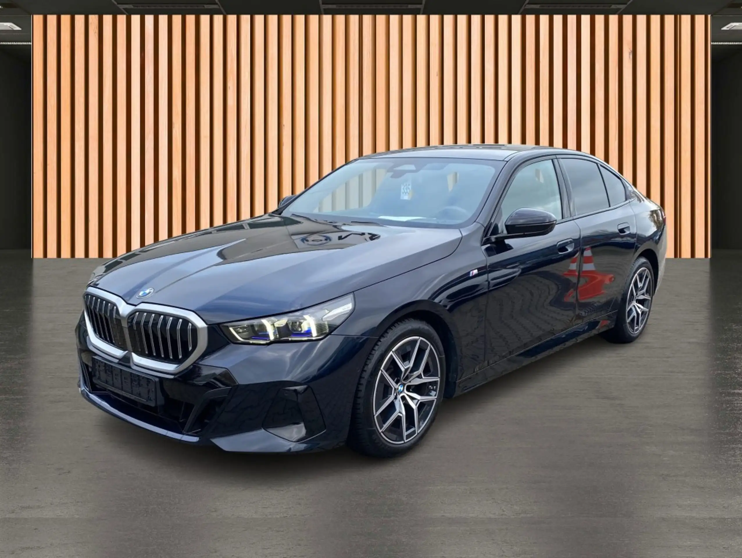 BMW - 520