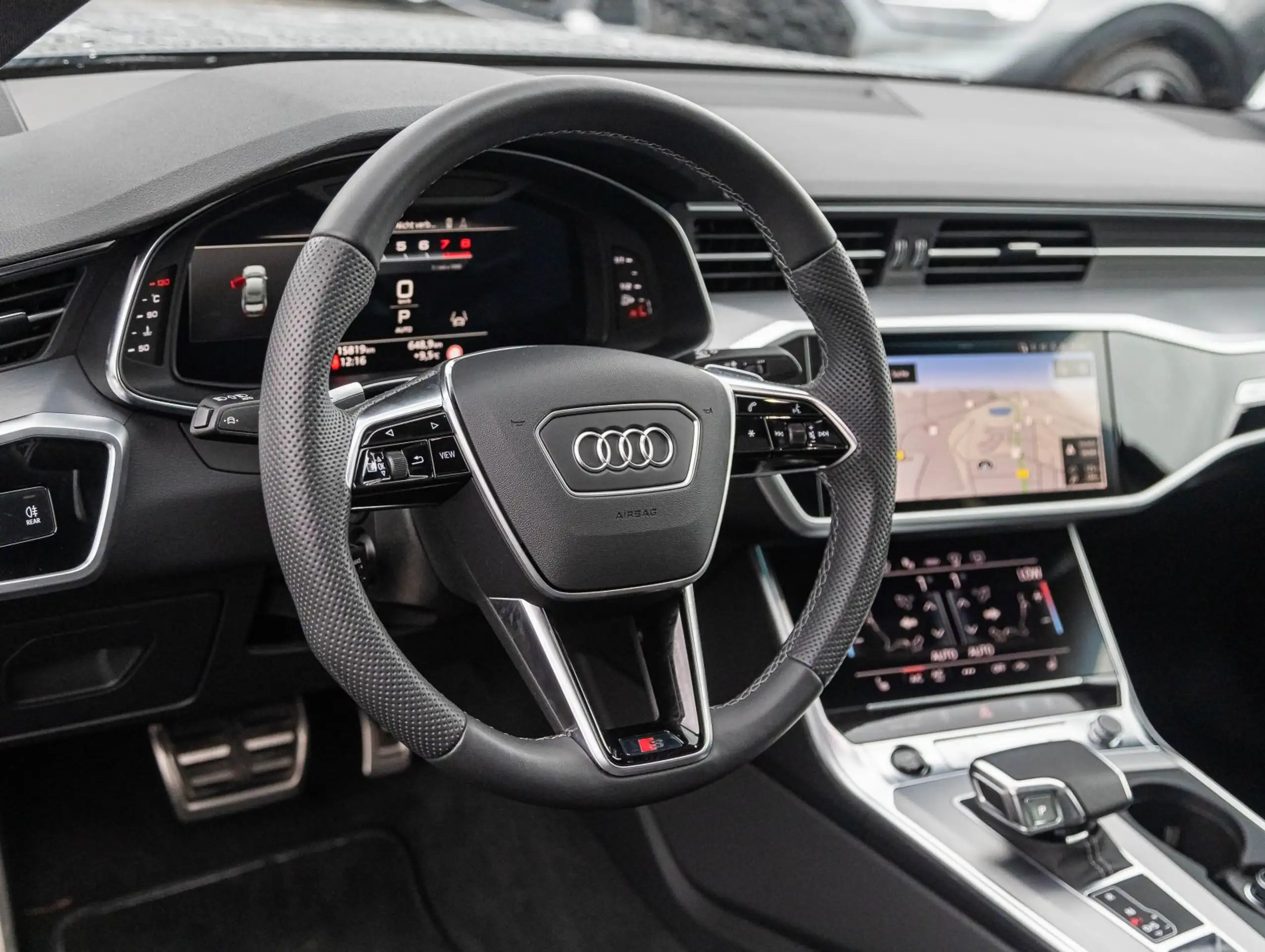 Audi - A6