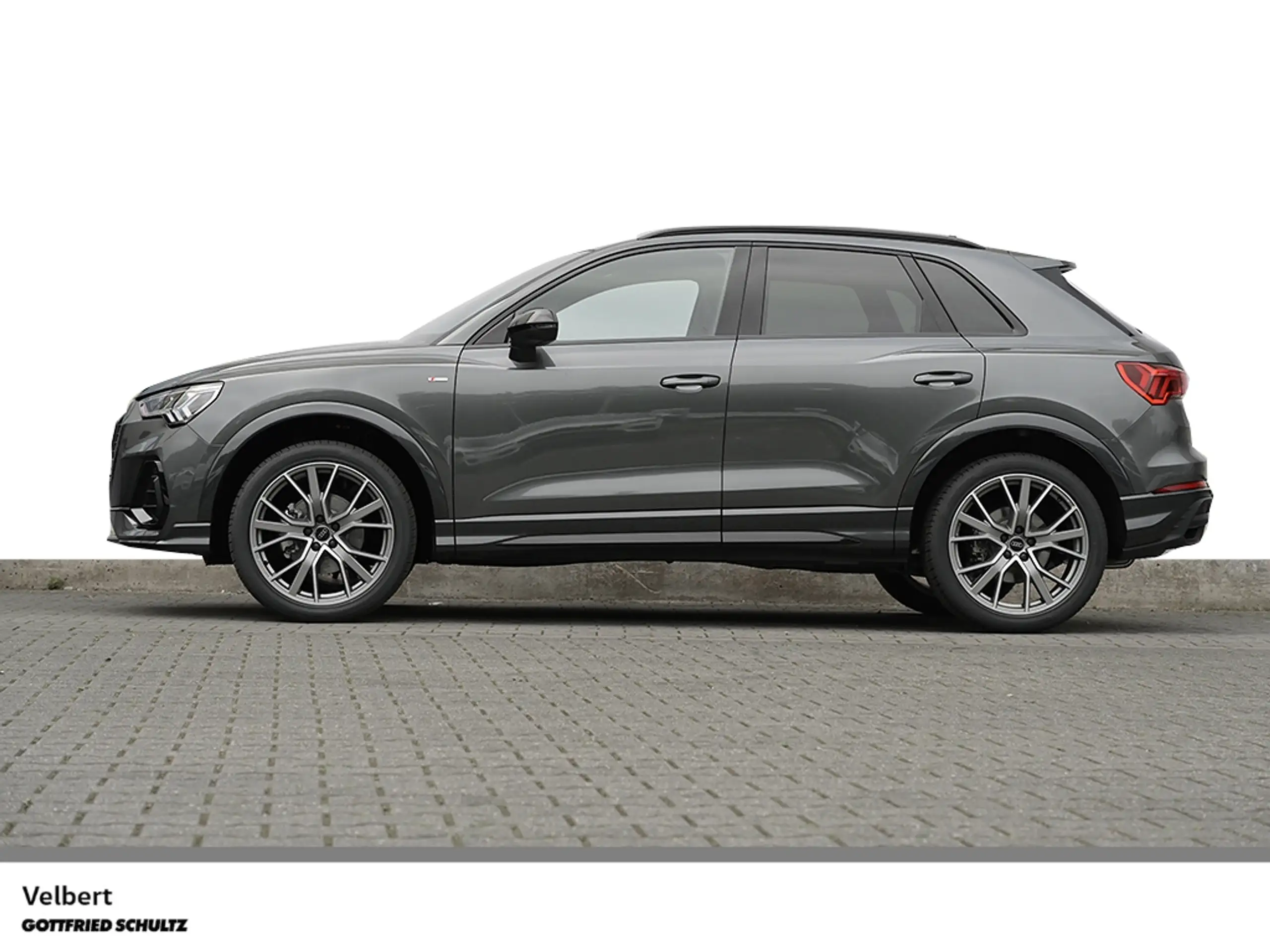 Audi - Q3