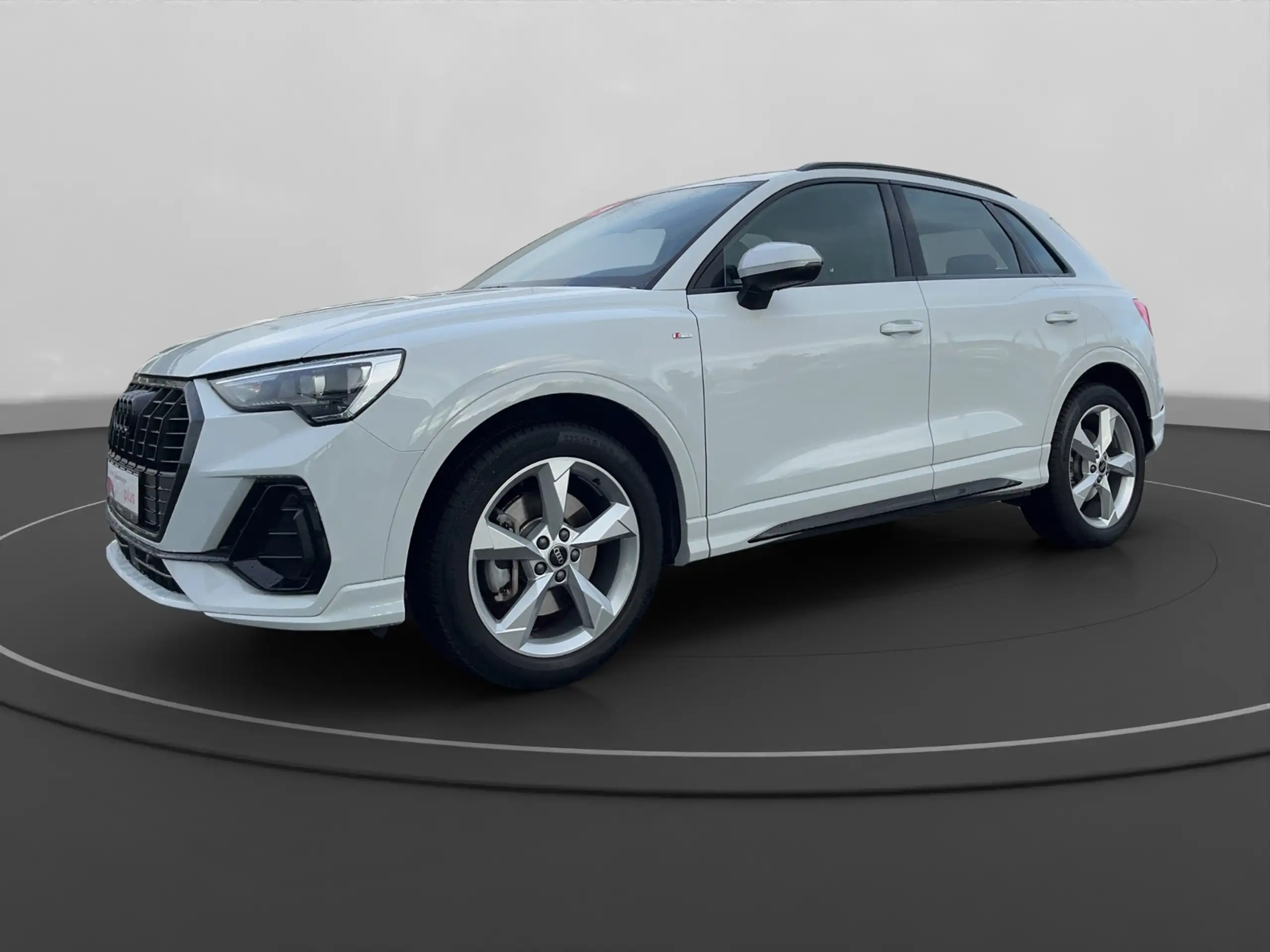 Audi - Q3