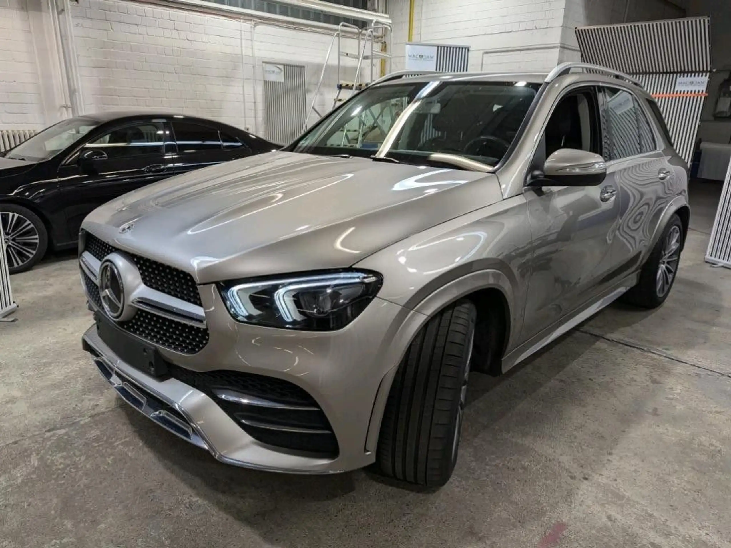 Mercedes-Benz - GLE 450