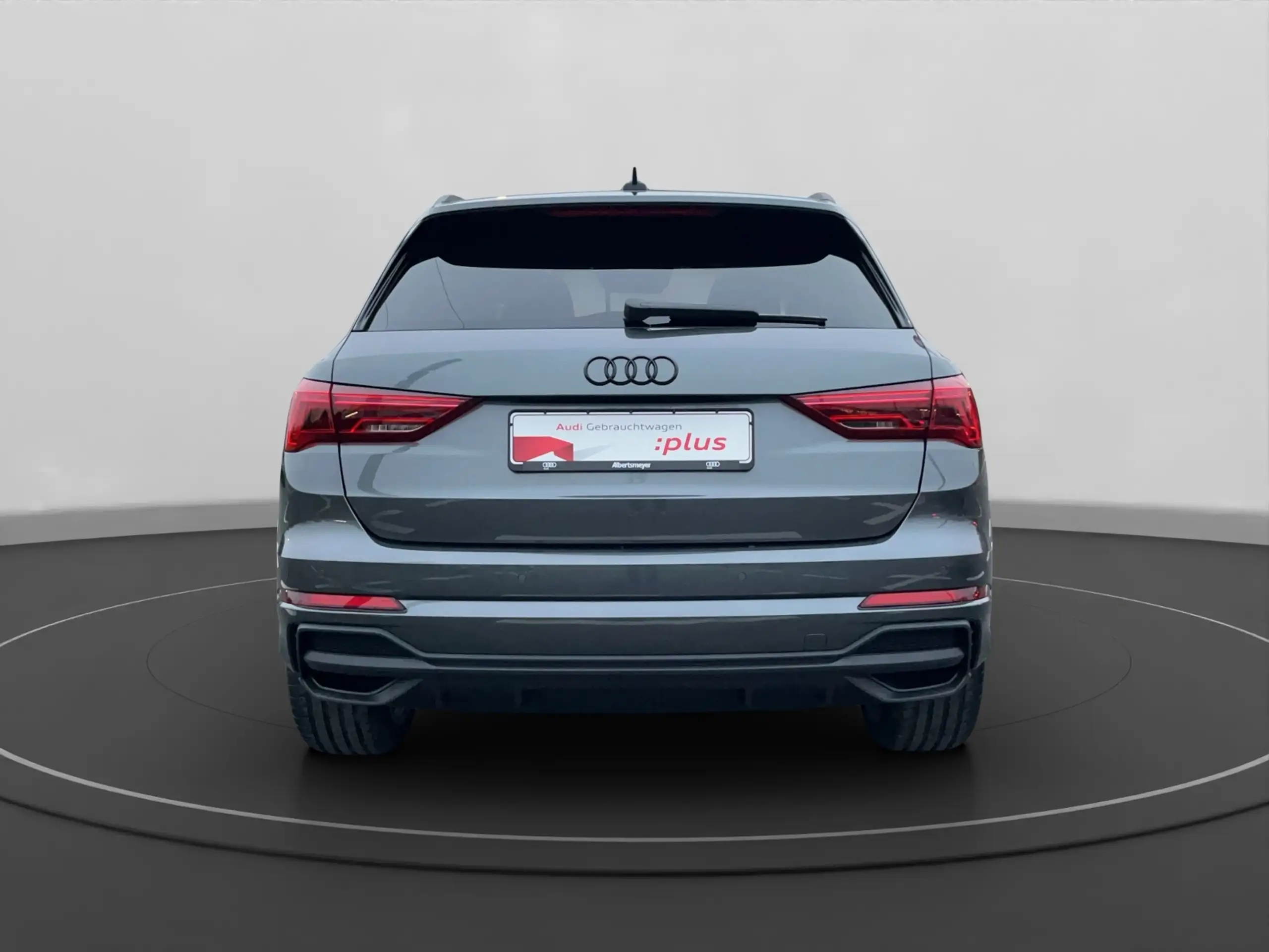 Audi - Q3