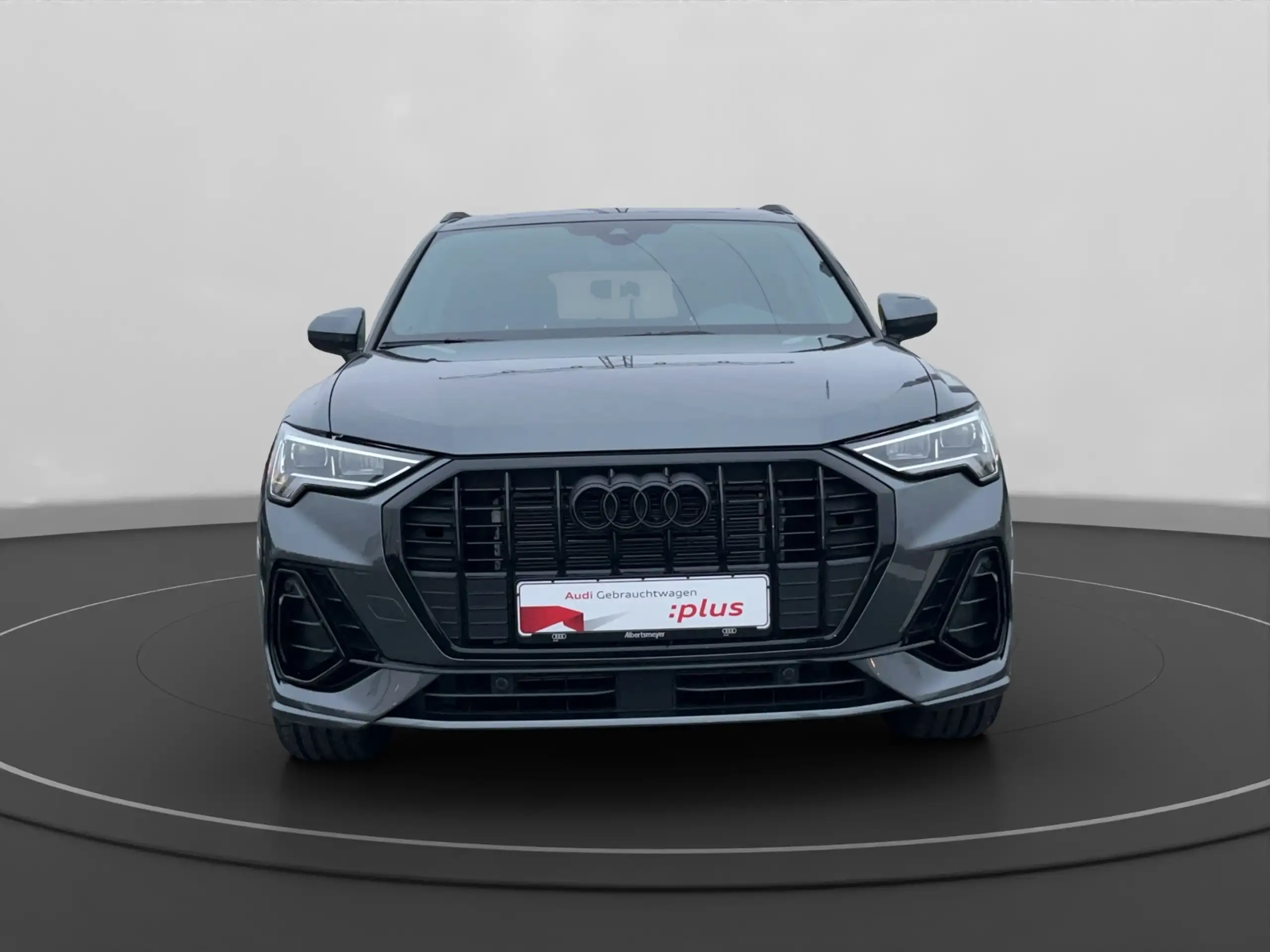 Audi - Q3