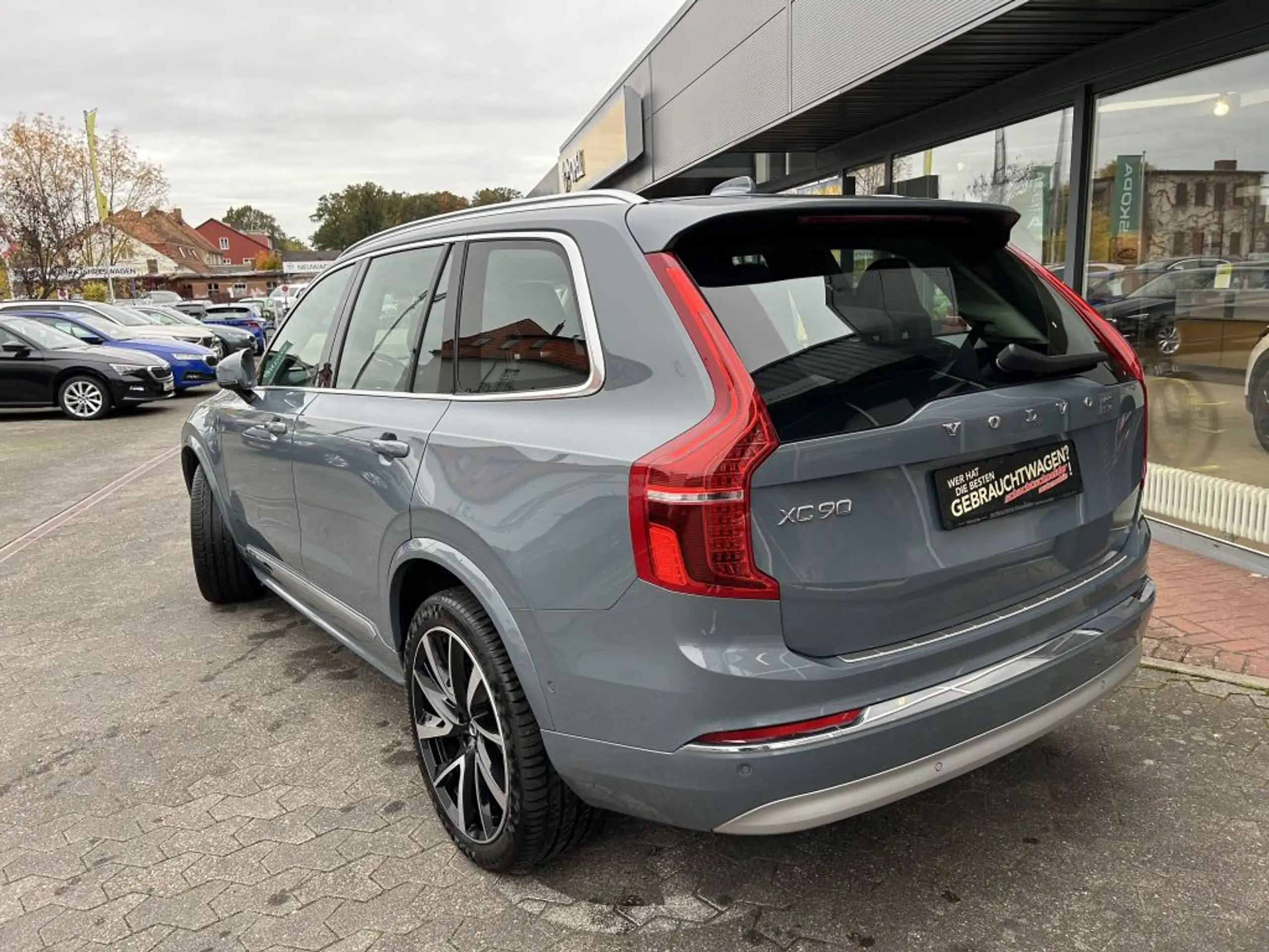 Volvo - XC90