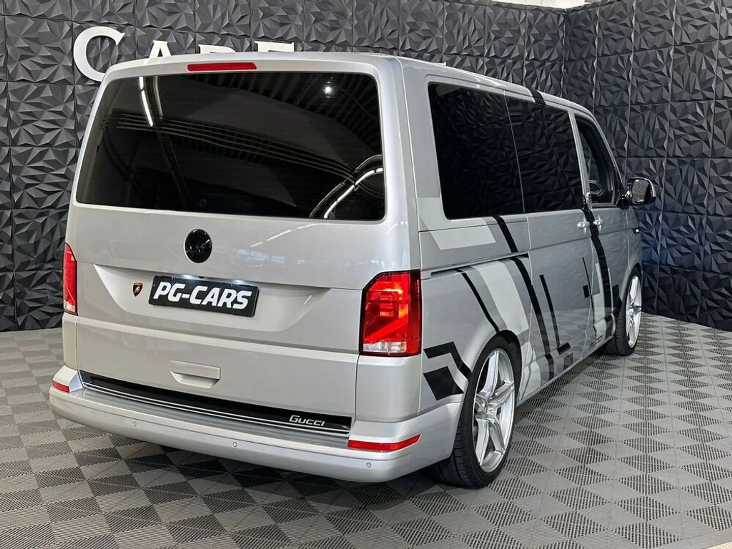 Volkswagen - T6 Multivan