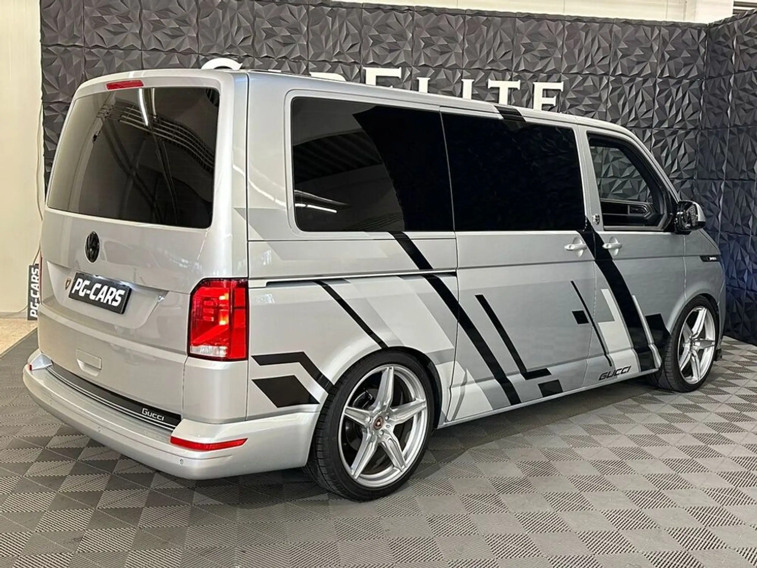 Volkswagen - T6 Multivan