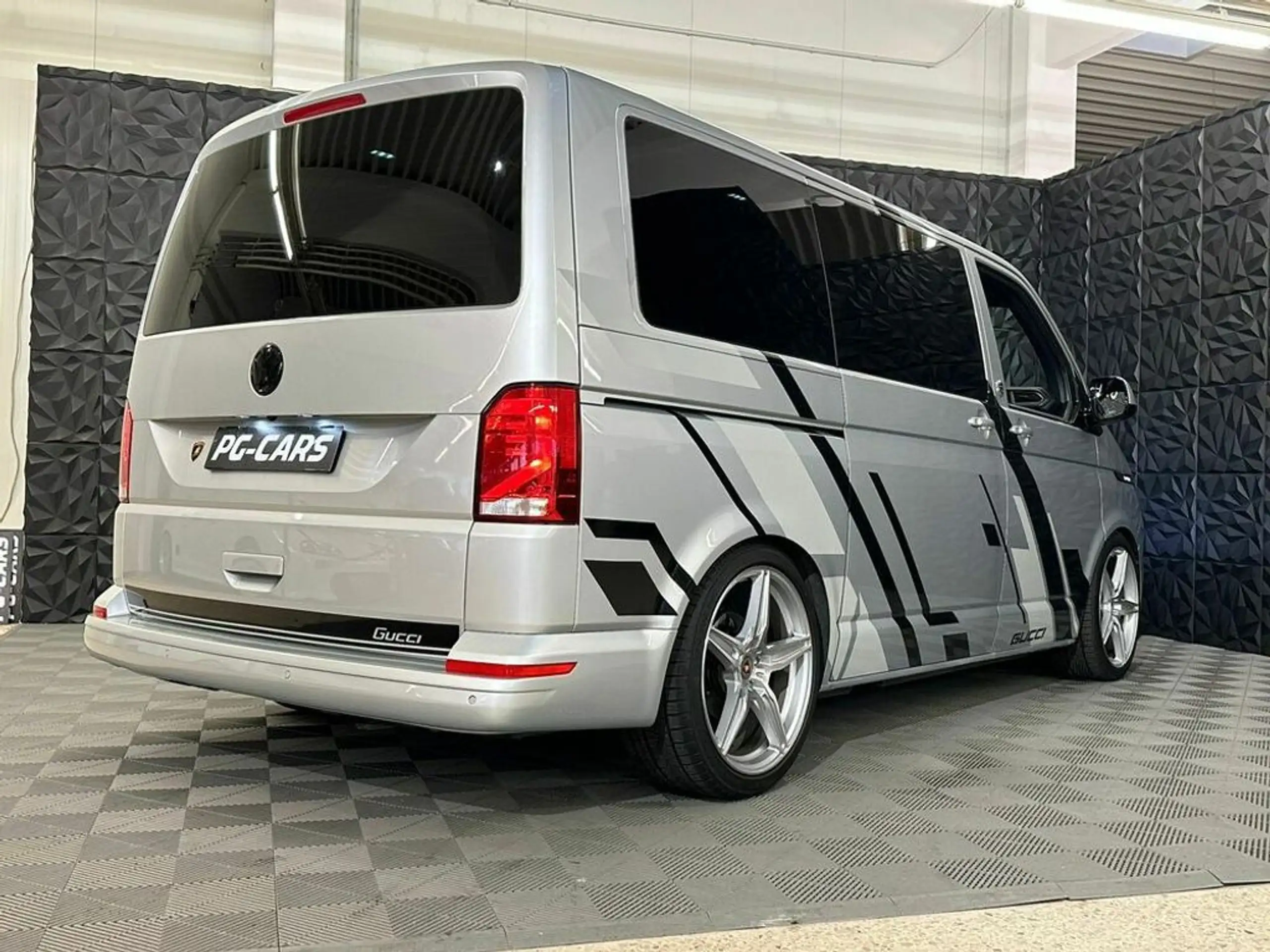 Volkswagen - T6 Multivan