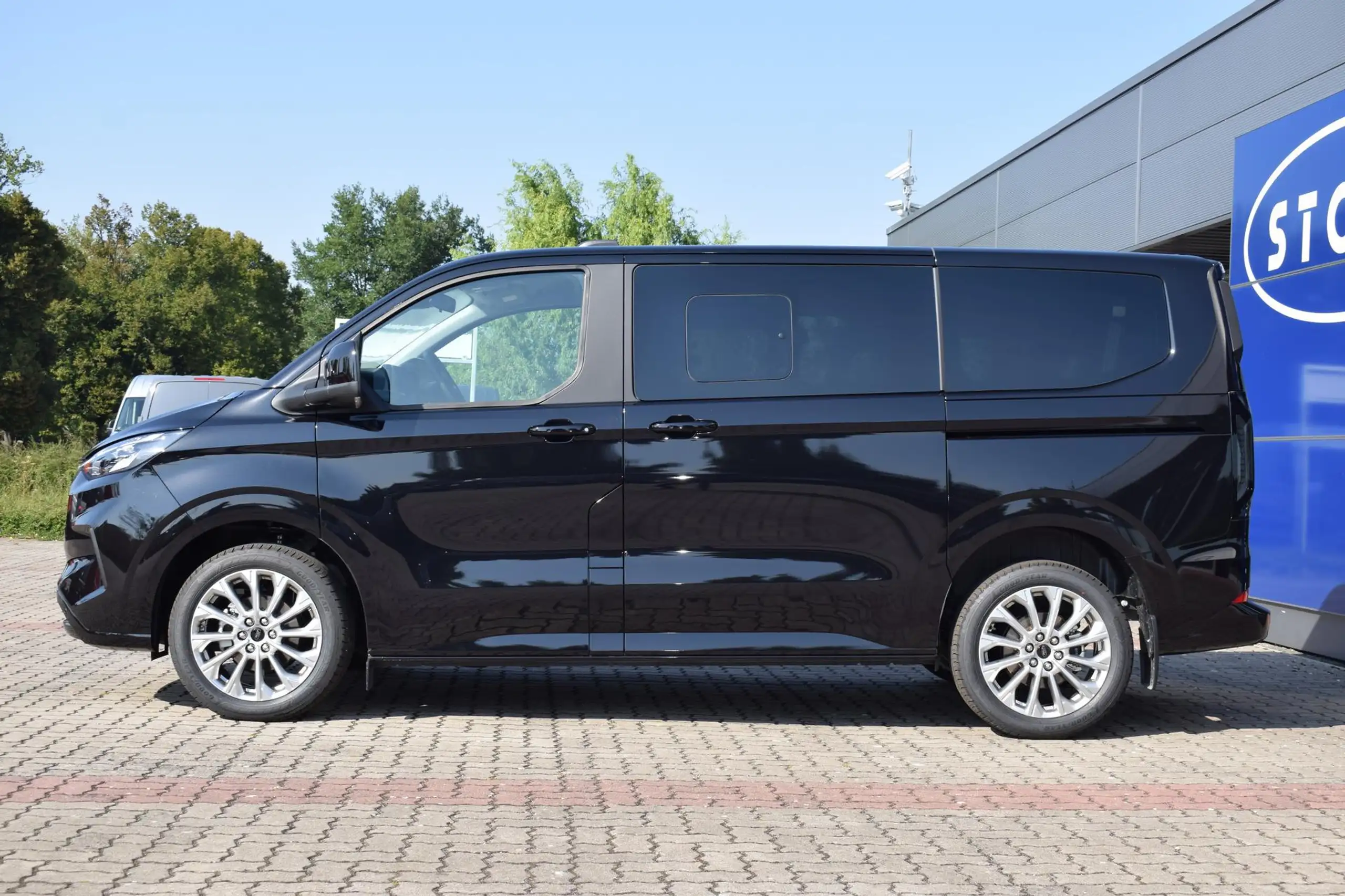 Ford - Tourneo Custom