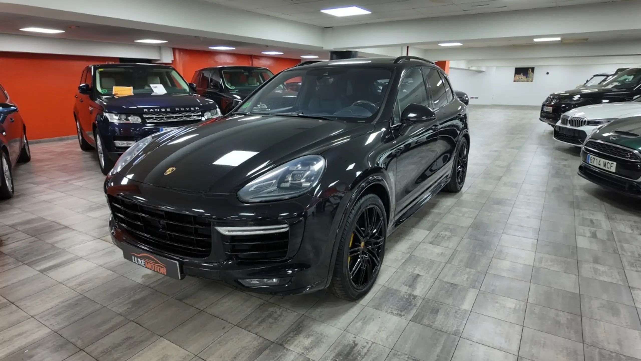 Porsche - Cayenne