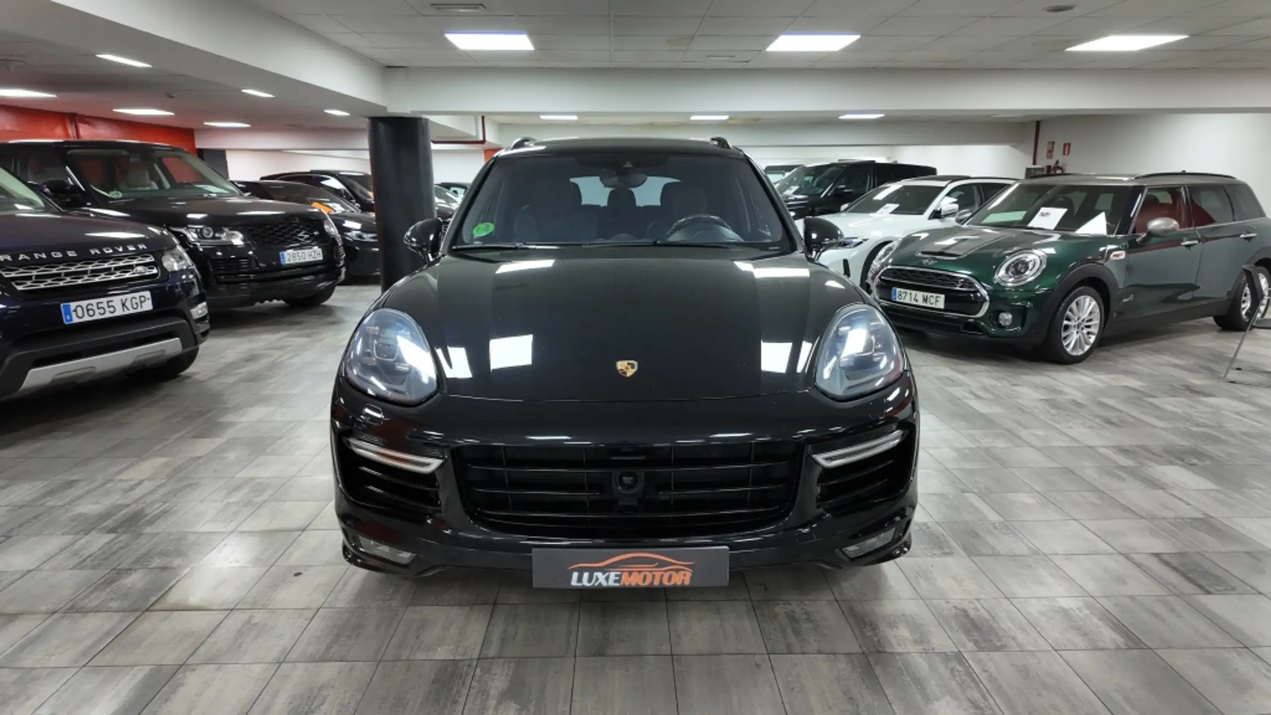 Porsche - Cayenne