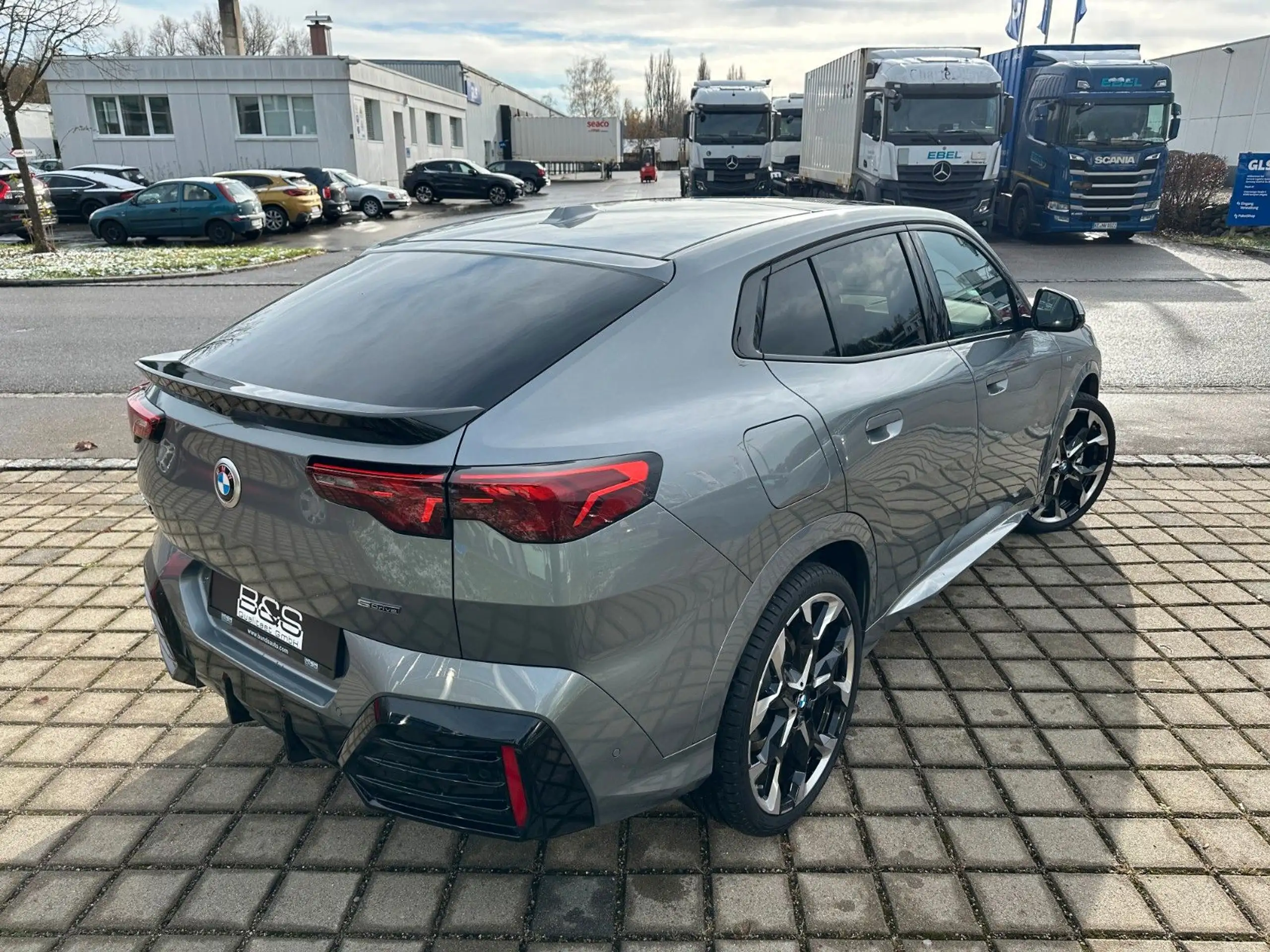 BMW - X2