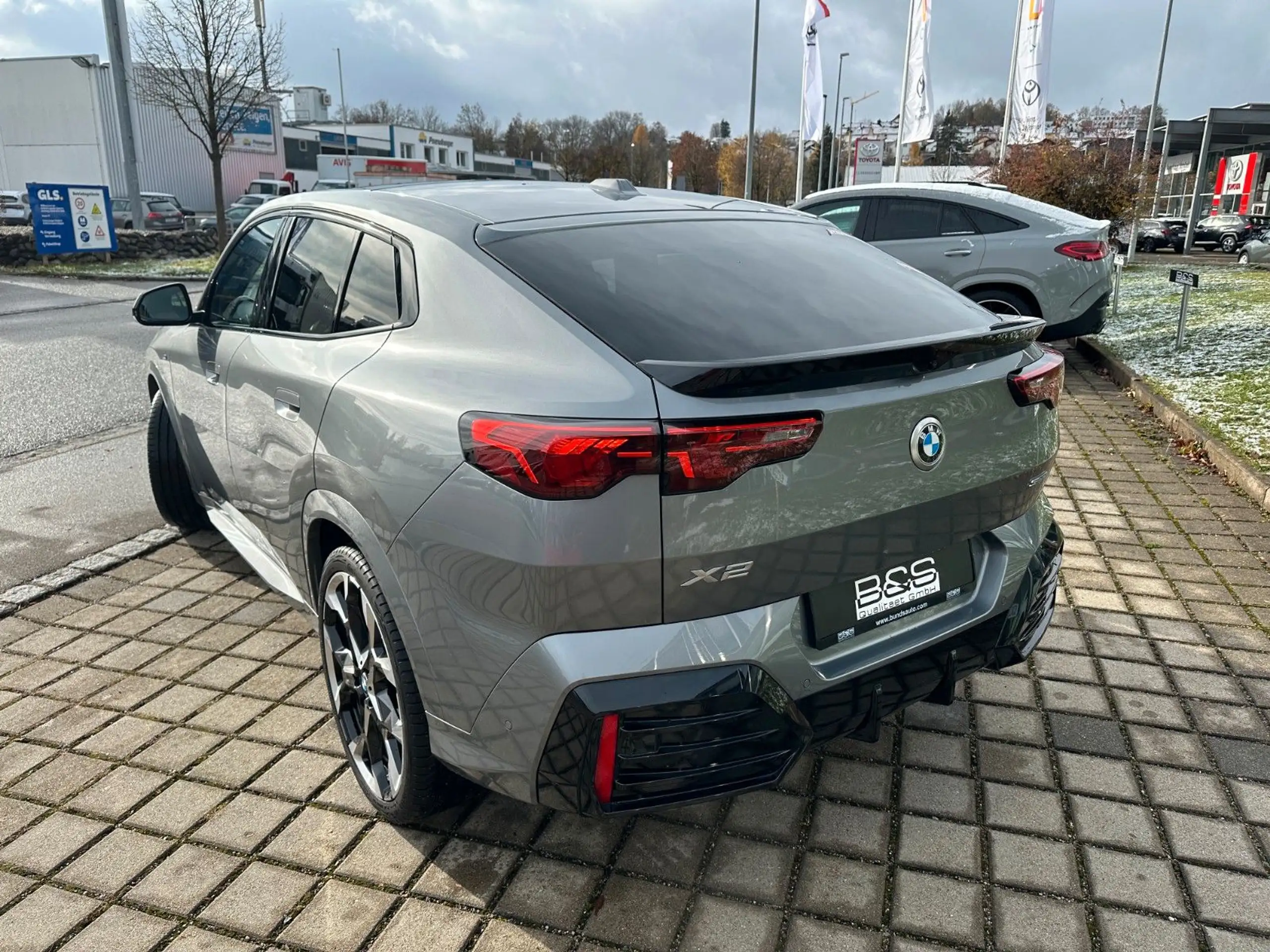 BMW - X2