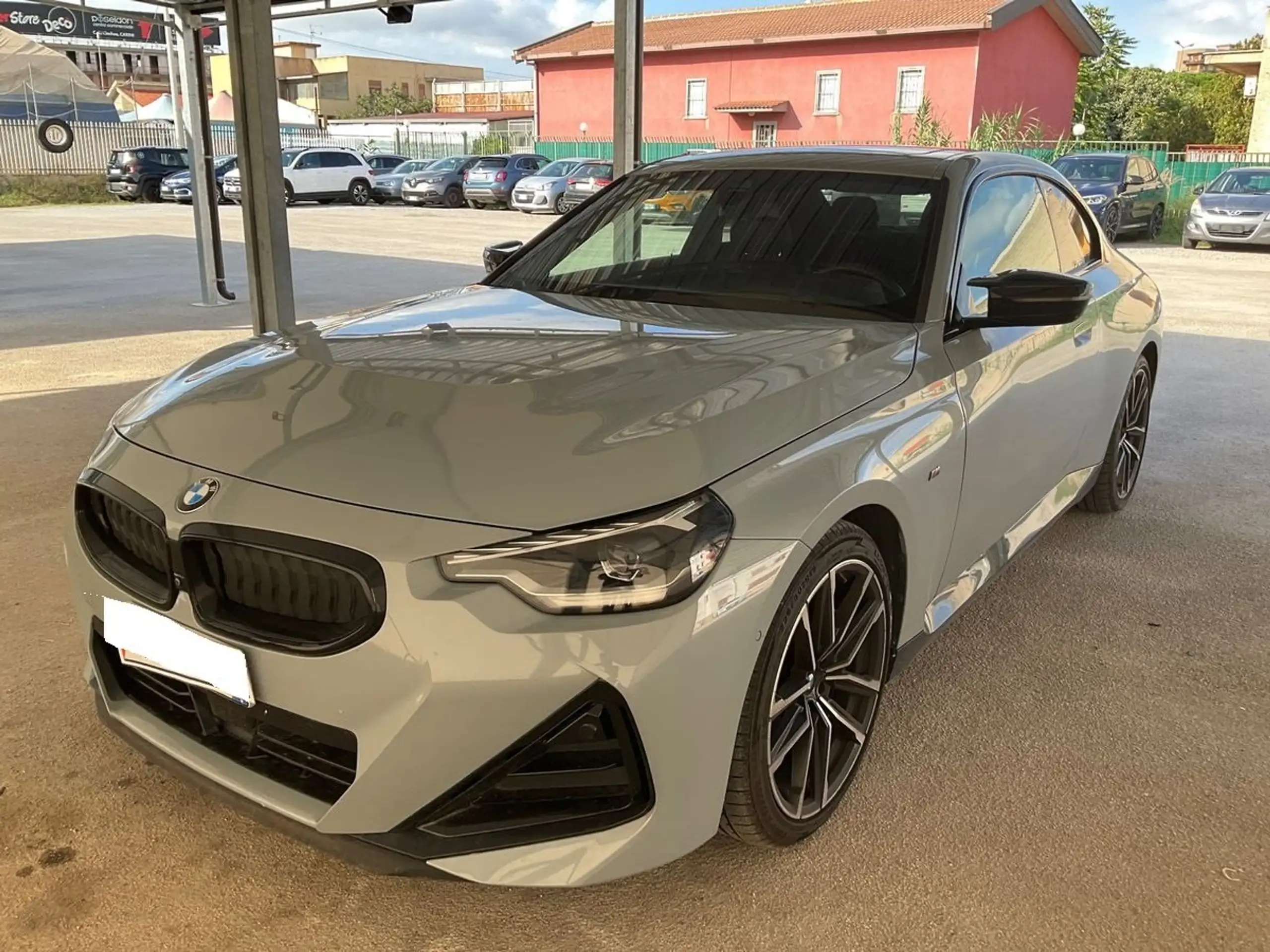 BMW - M2