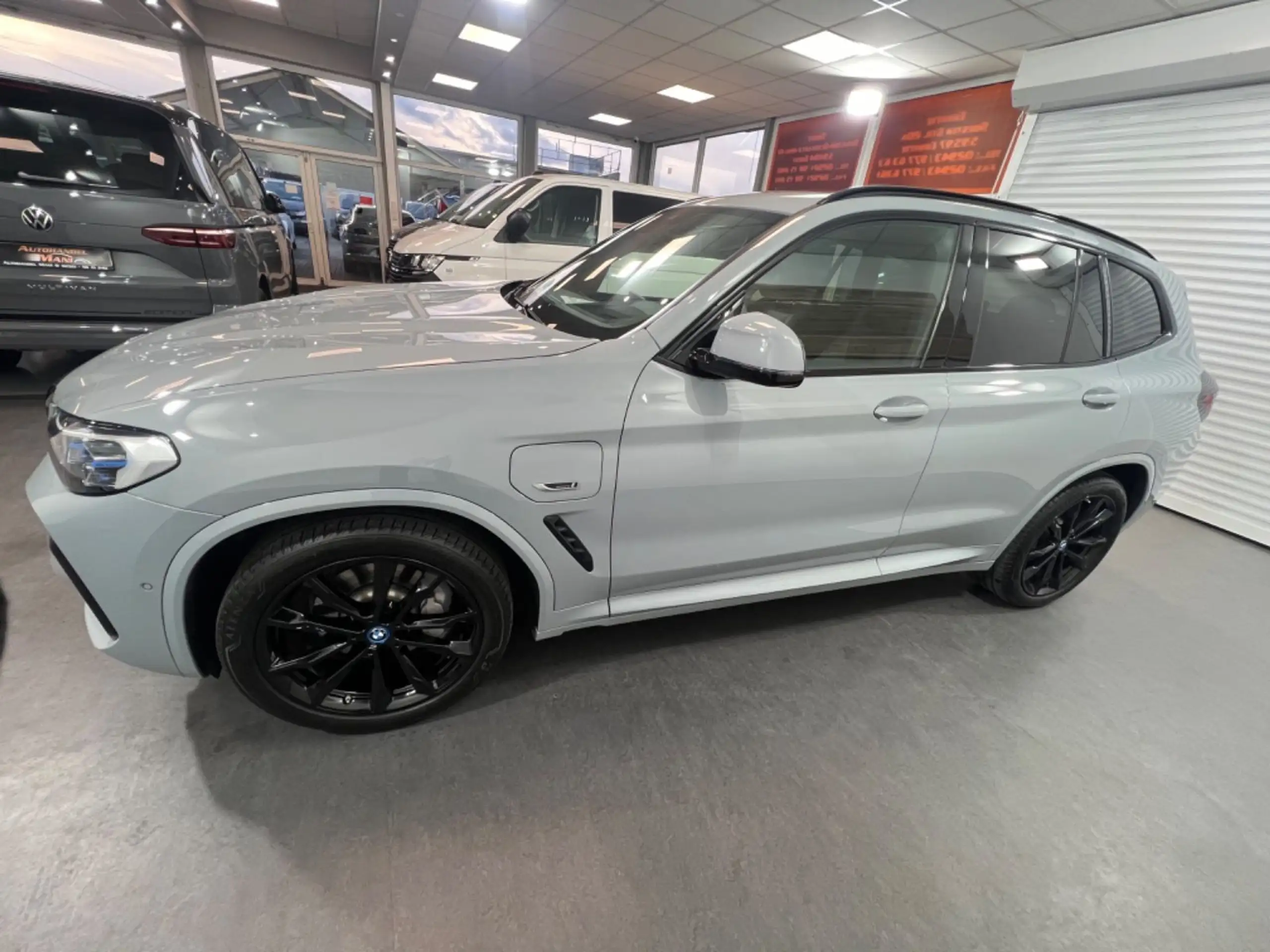 BMW - X3