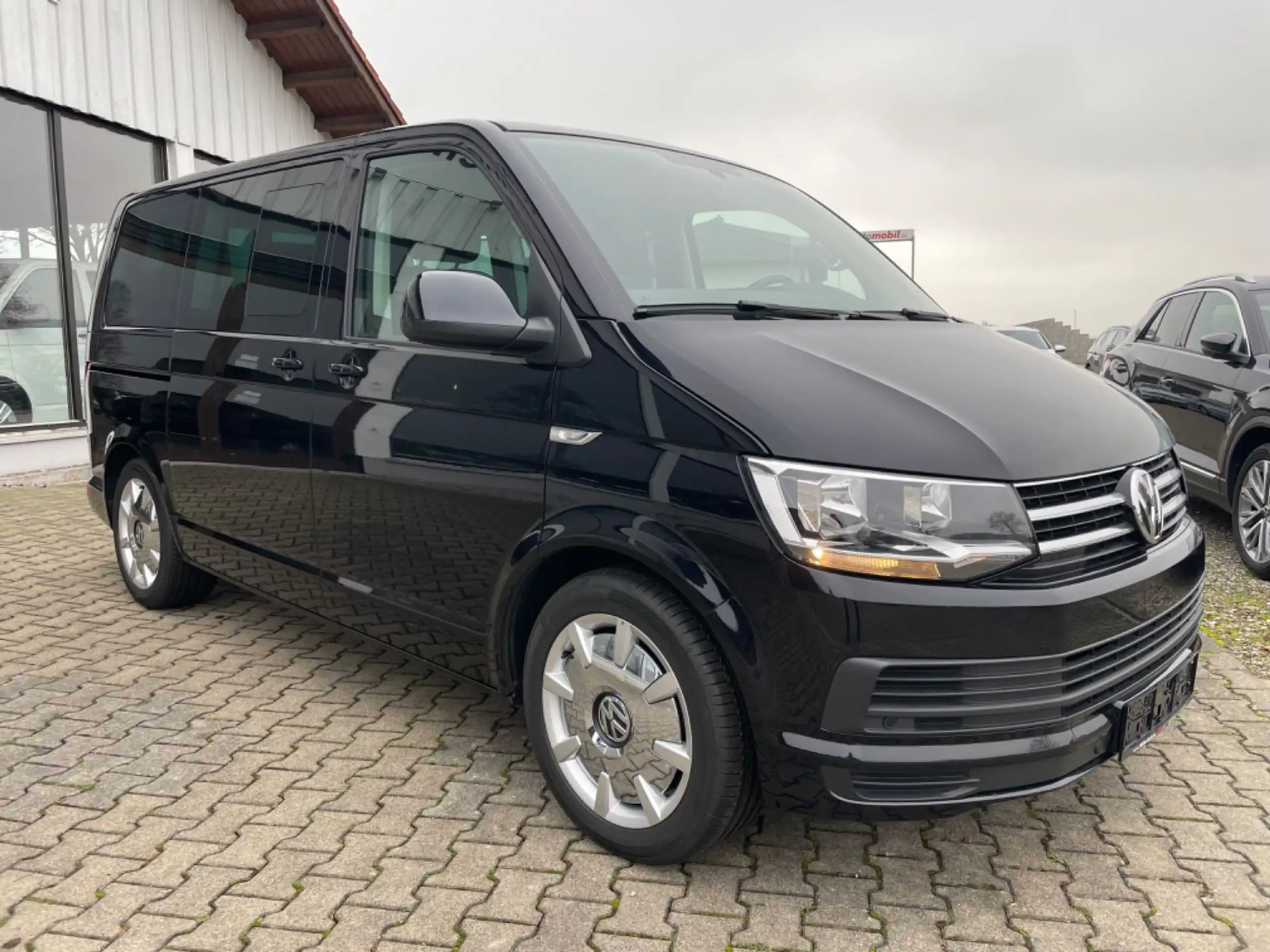 Volkswagen - T6 Multivan