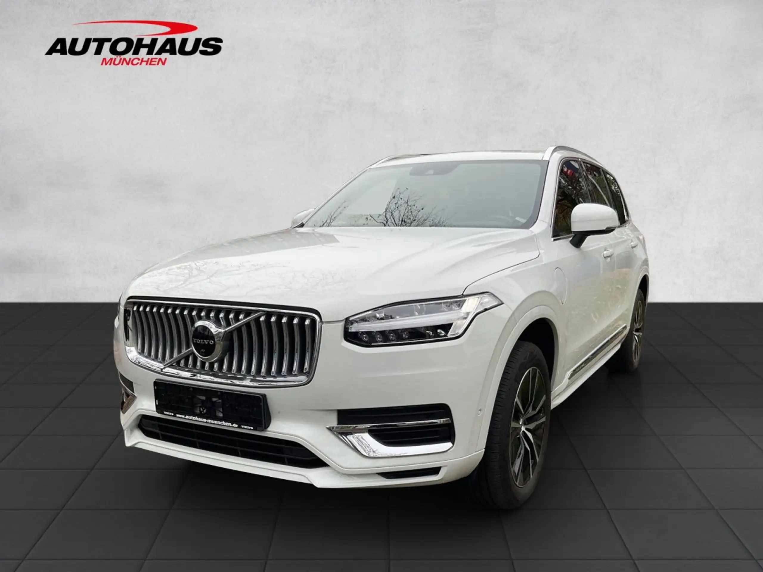 Volvo - XC90