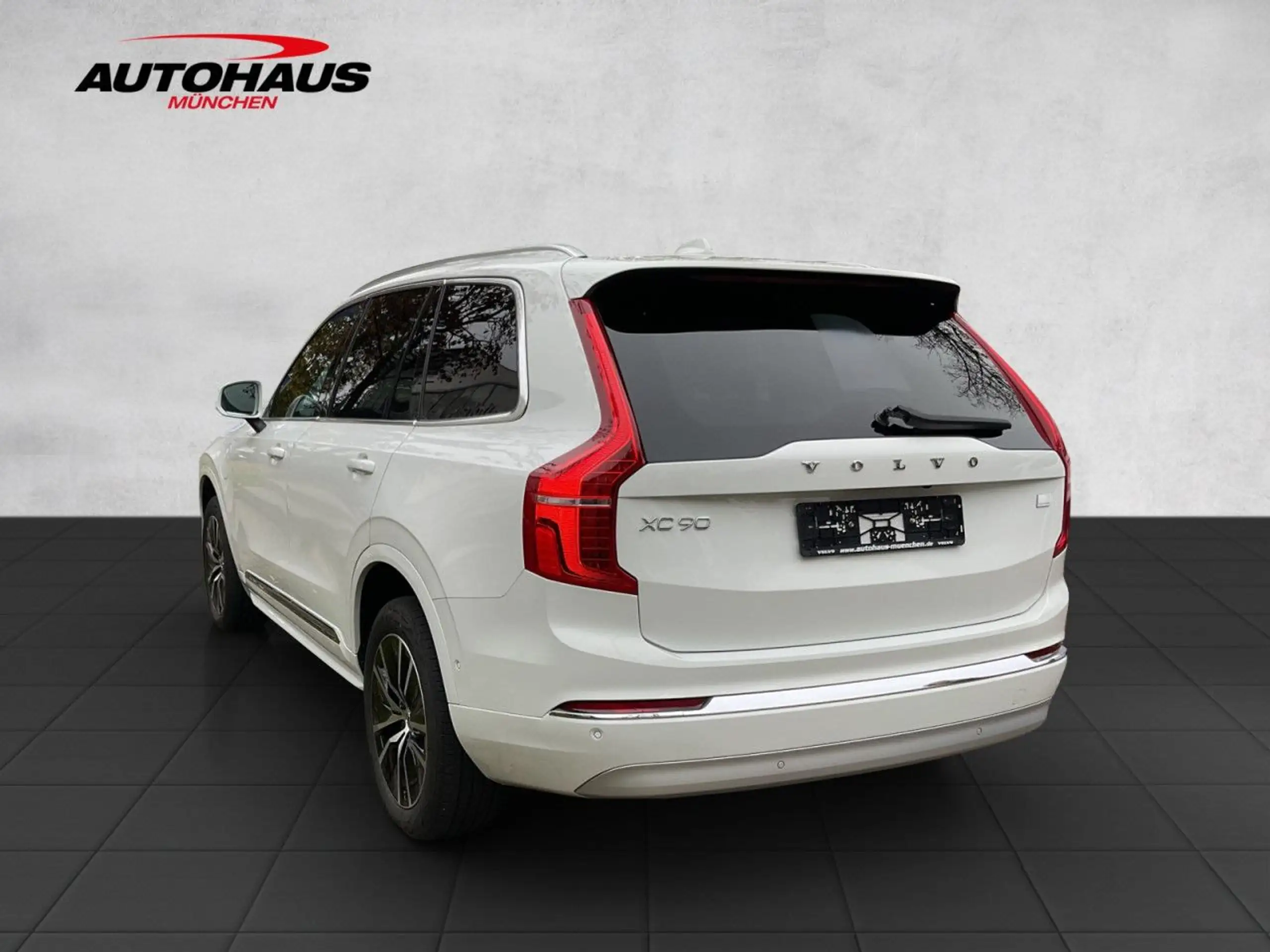 Volvo - XC90