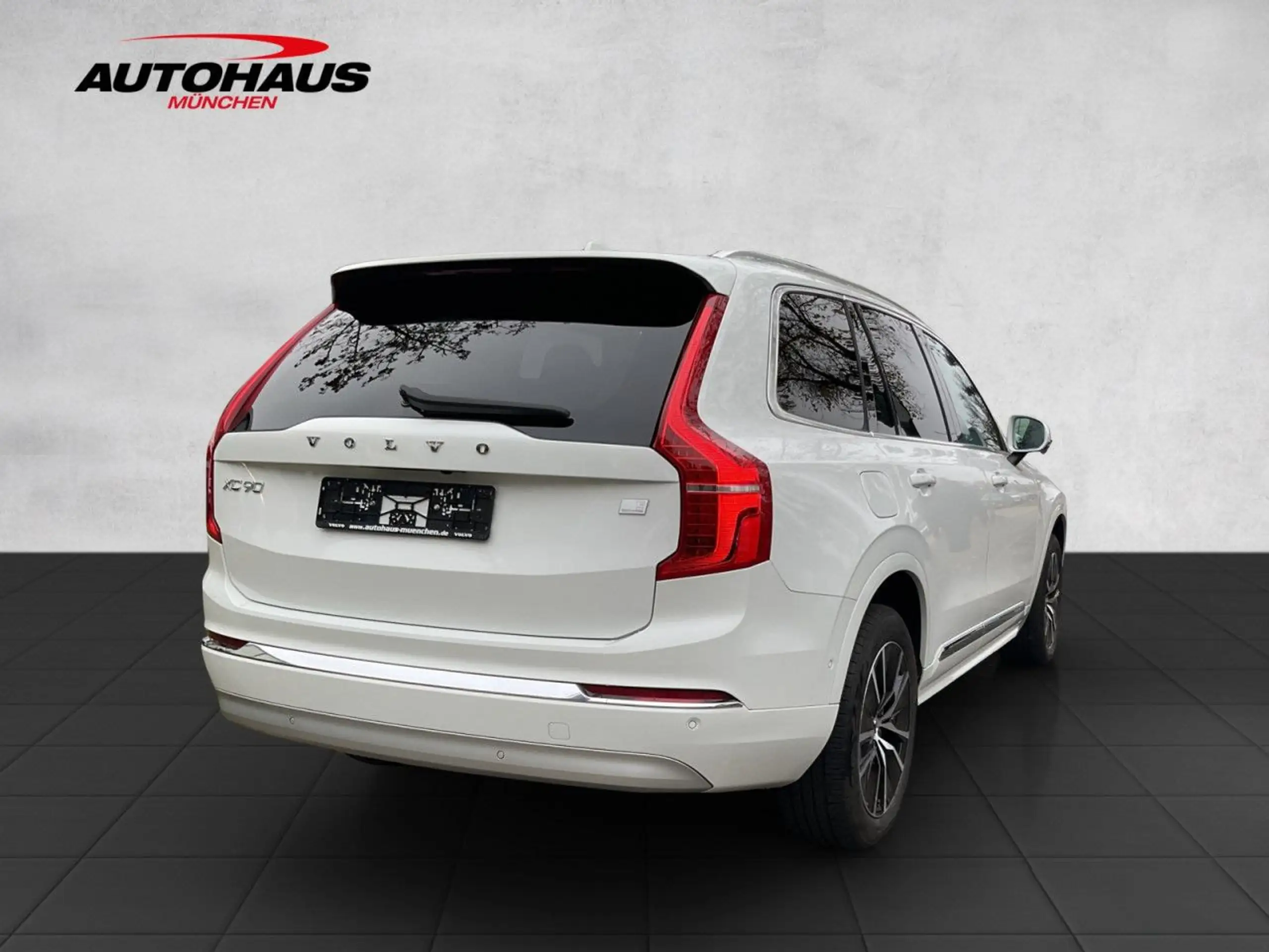 Volvo - XC90