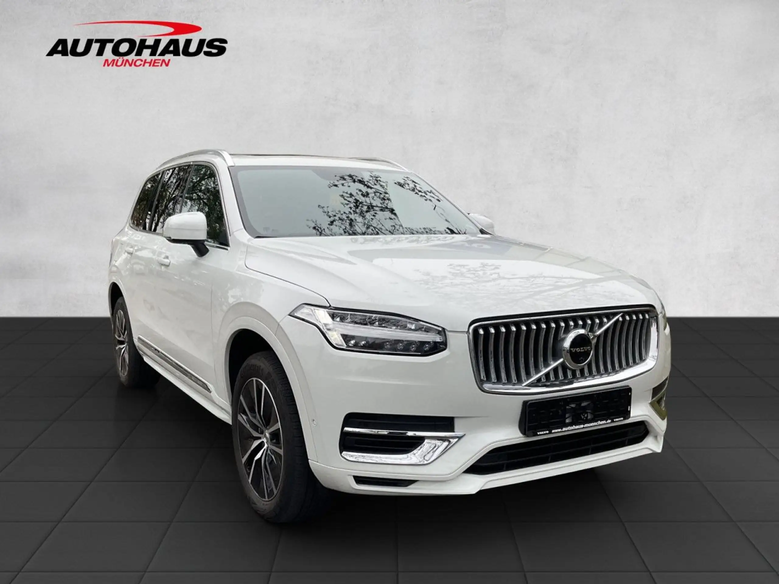 Volvo - XC90