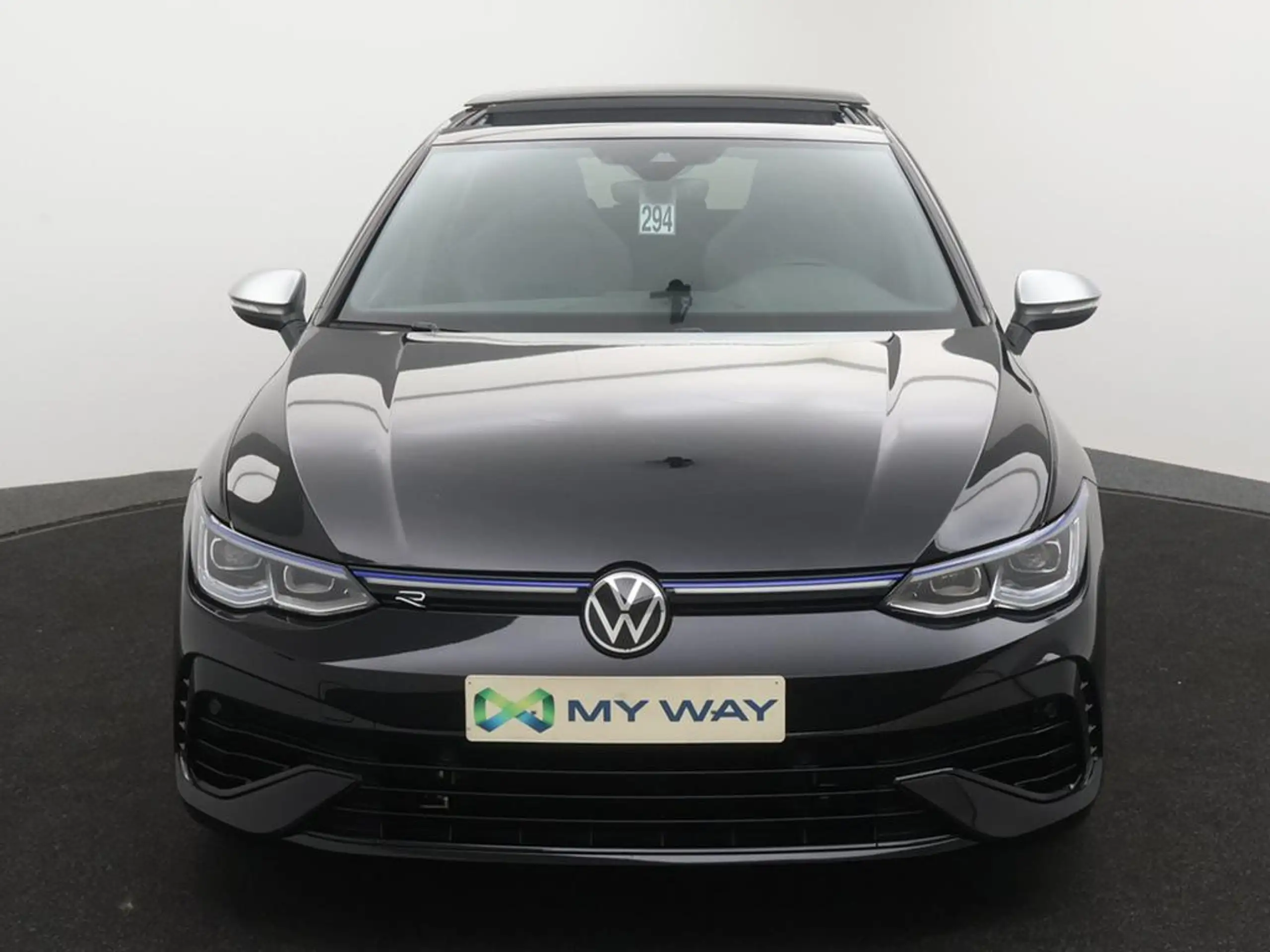 Volkswagen - Golf R