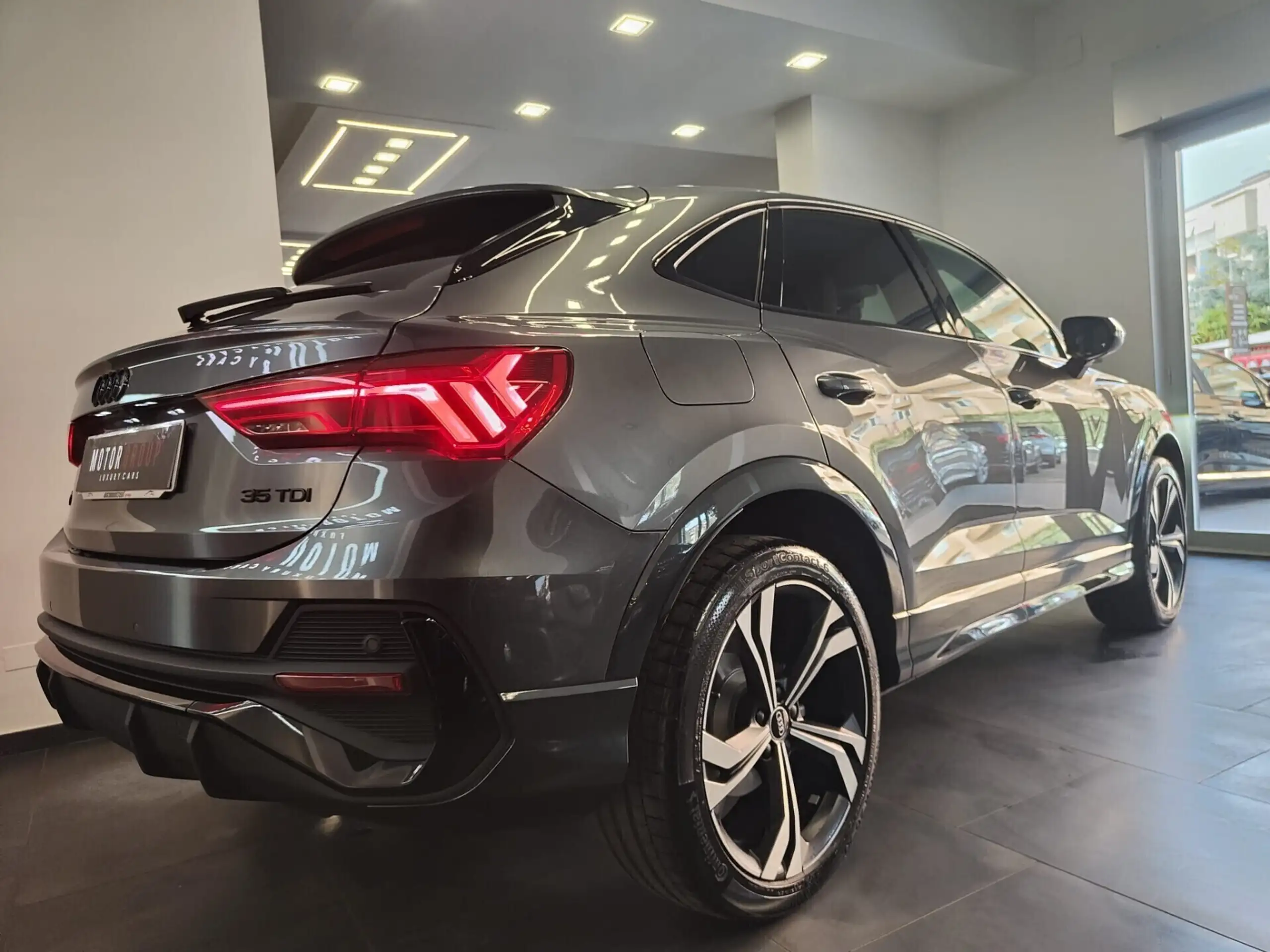 Audi - Q3