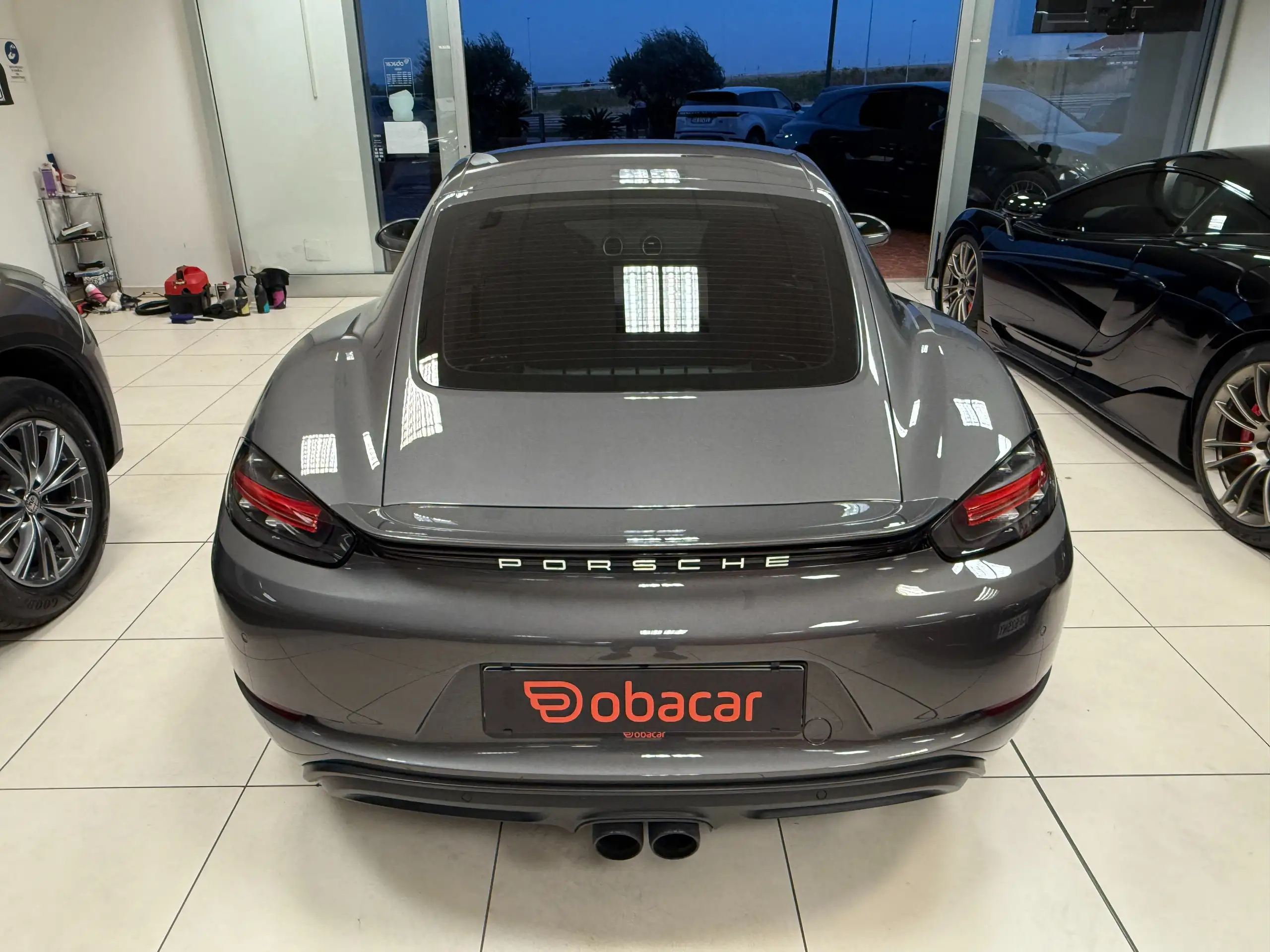 Porsche - Cayman