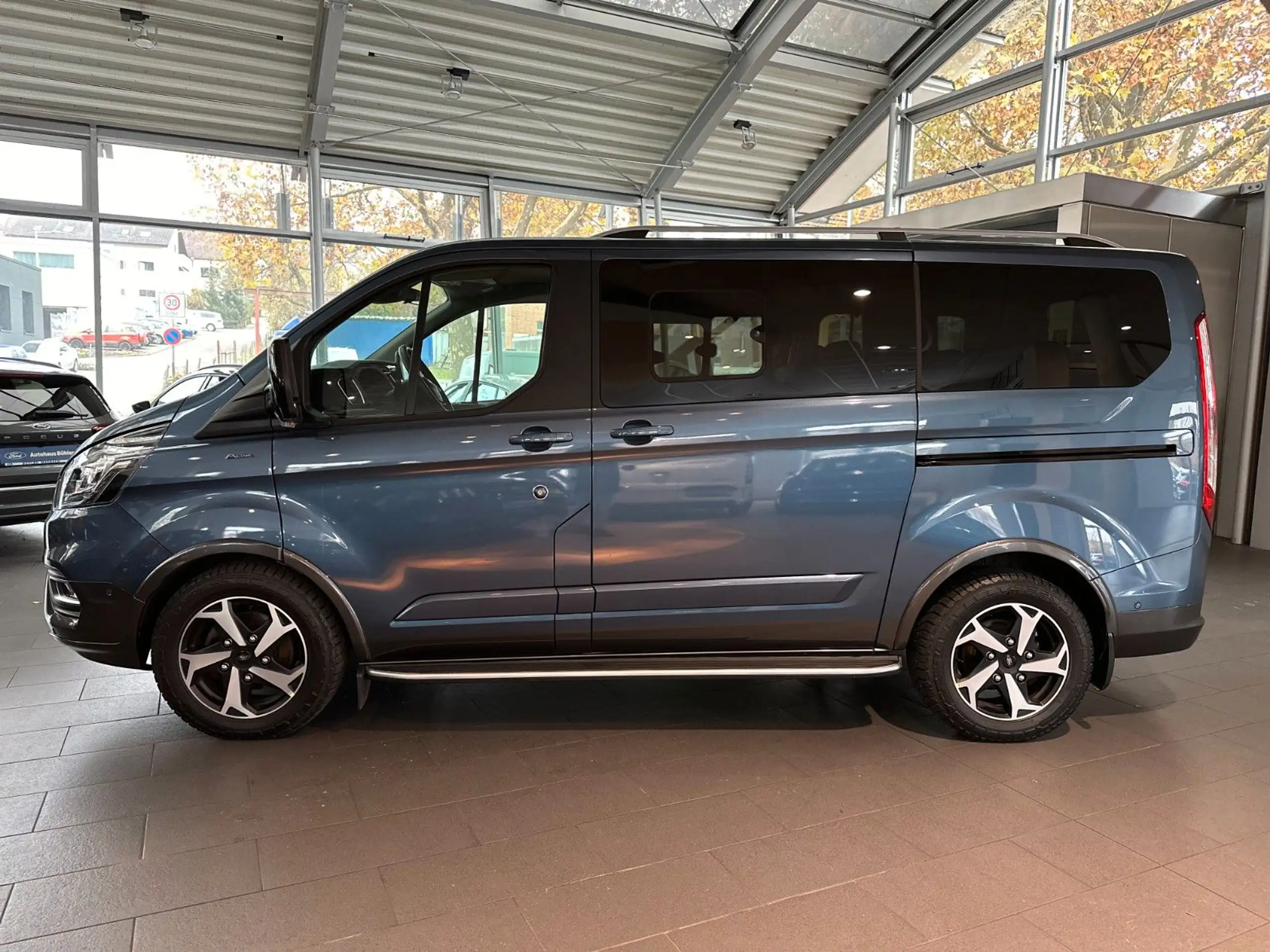 Ford - Tourneo Custom