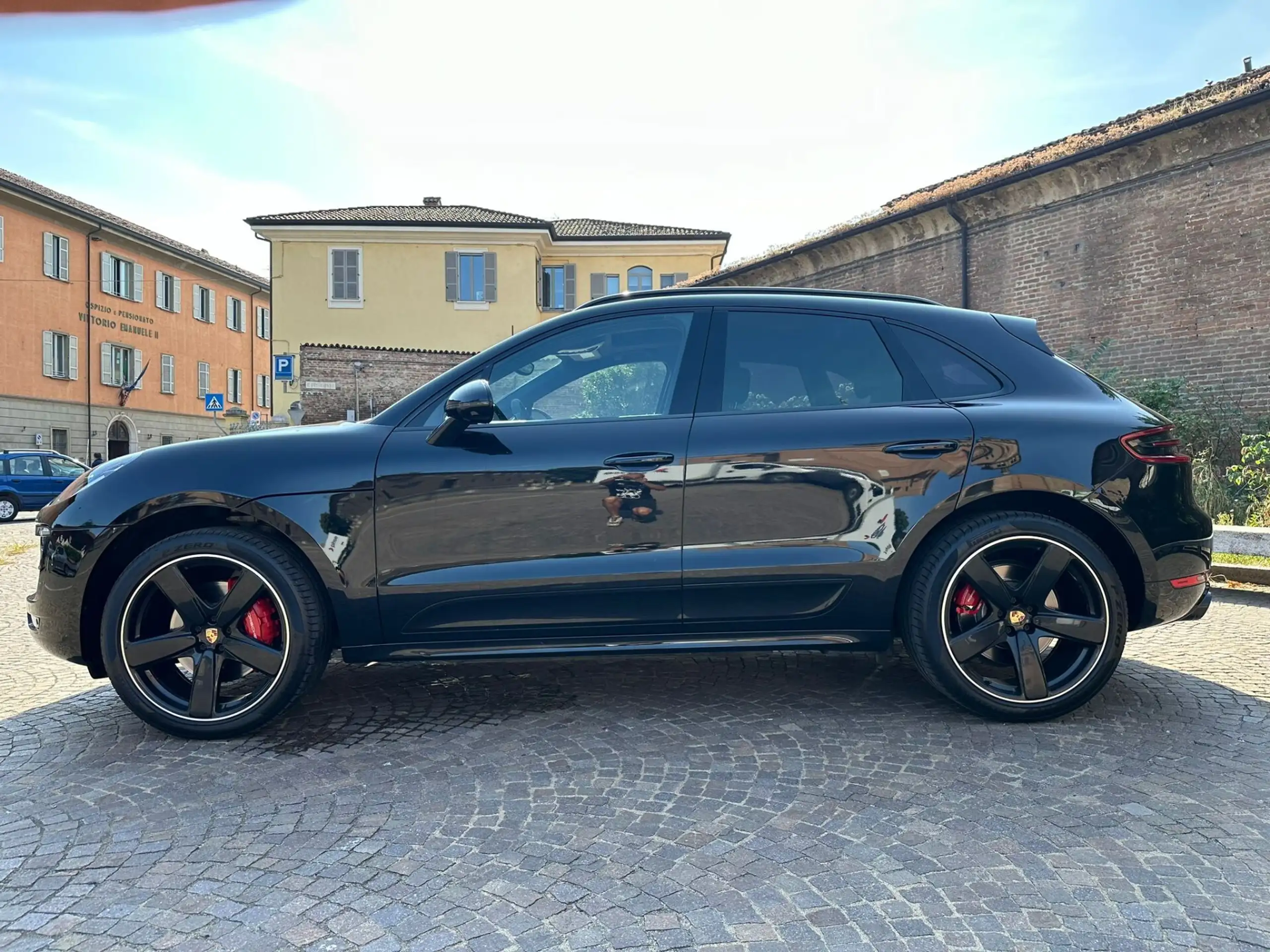 Porsche - Macan