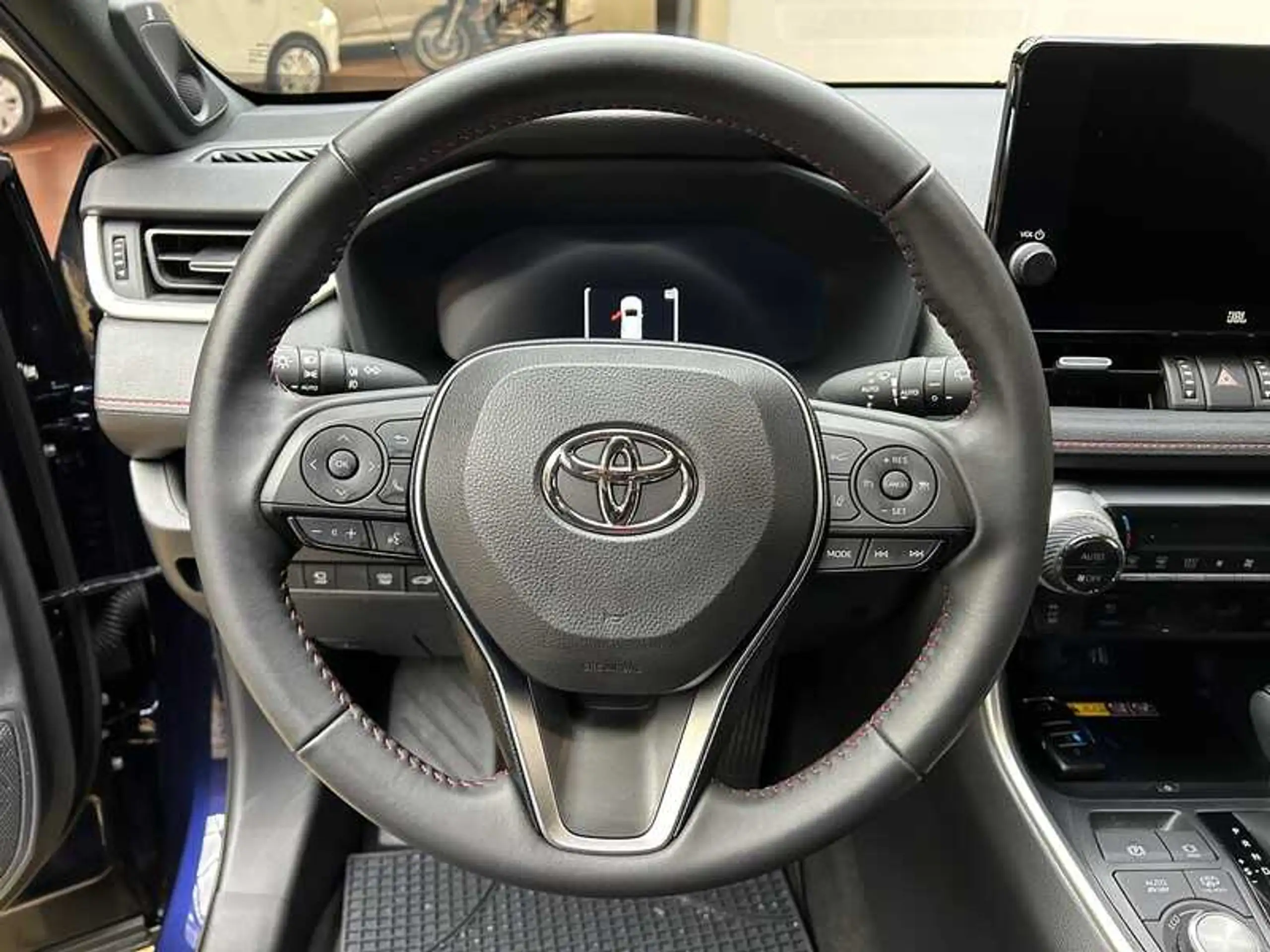 Toyota - RAV 4