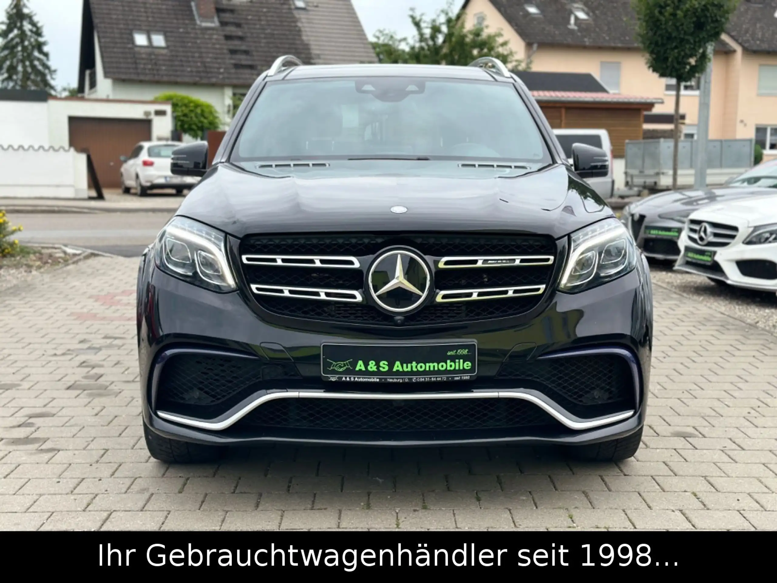 Mercedes-Benz - GLS 63 AMG