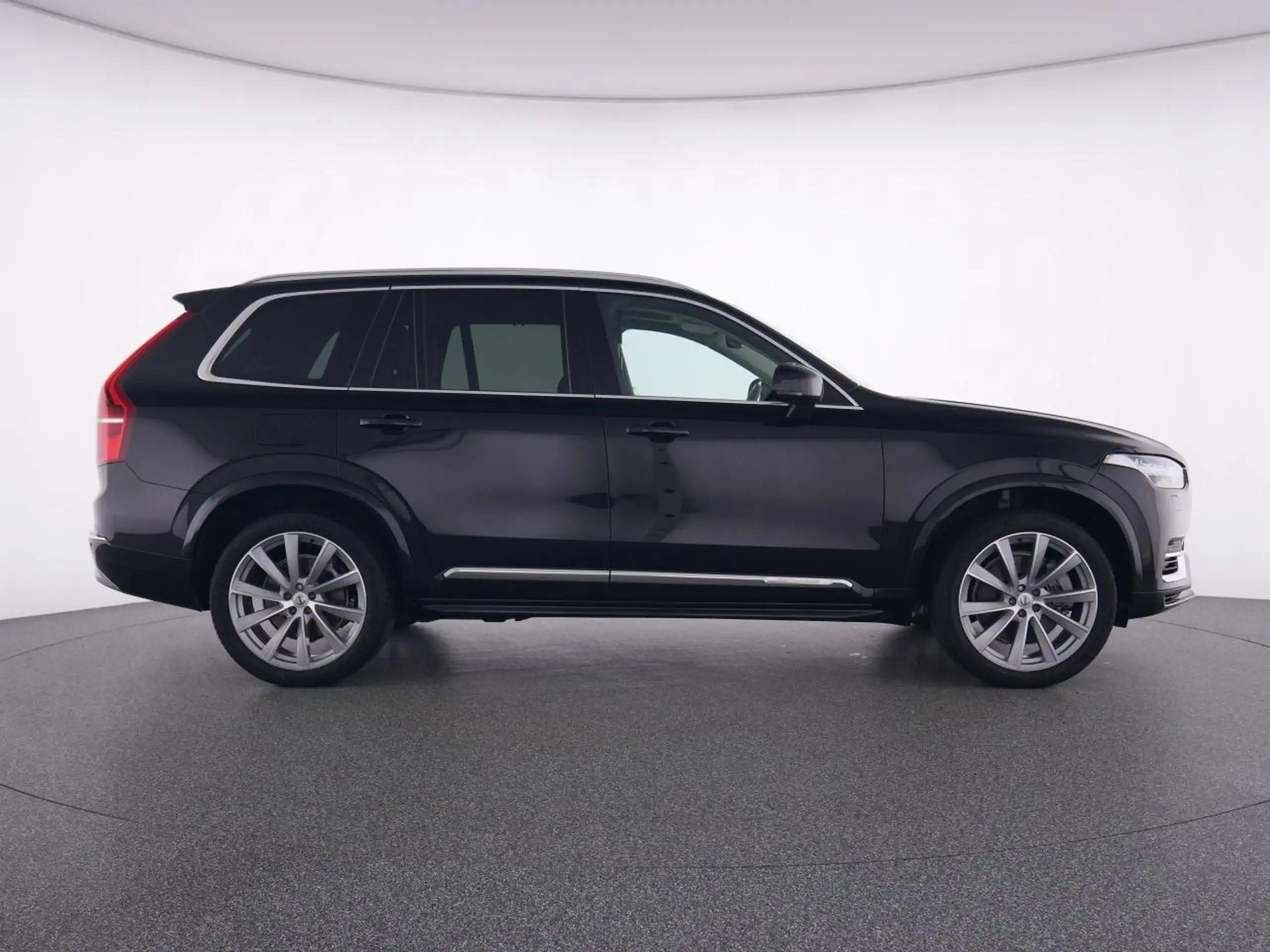 Volvo - XC90