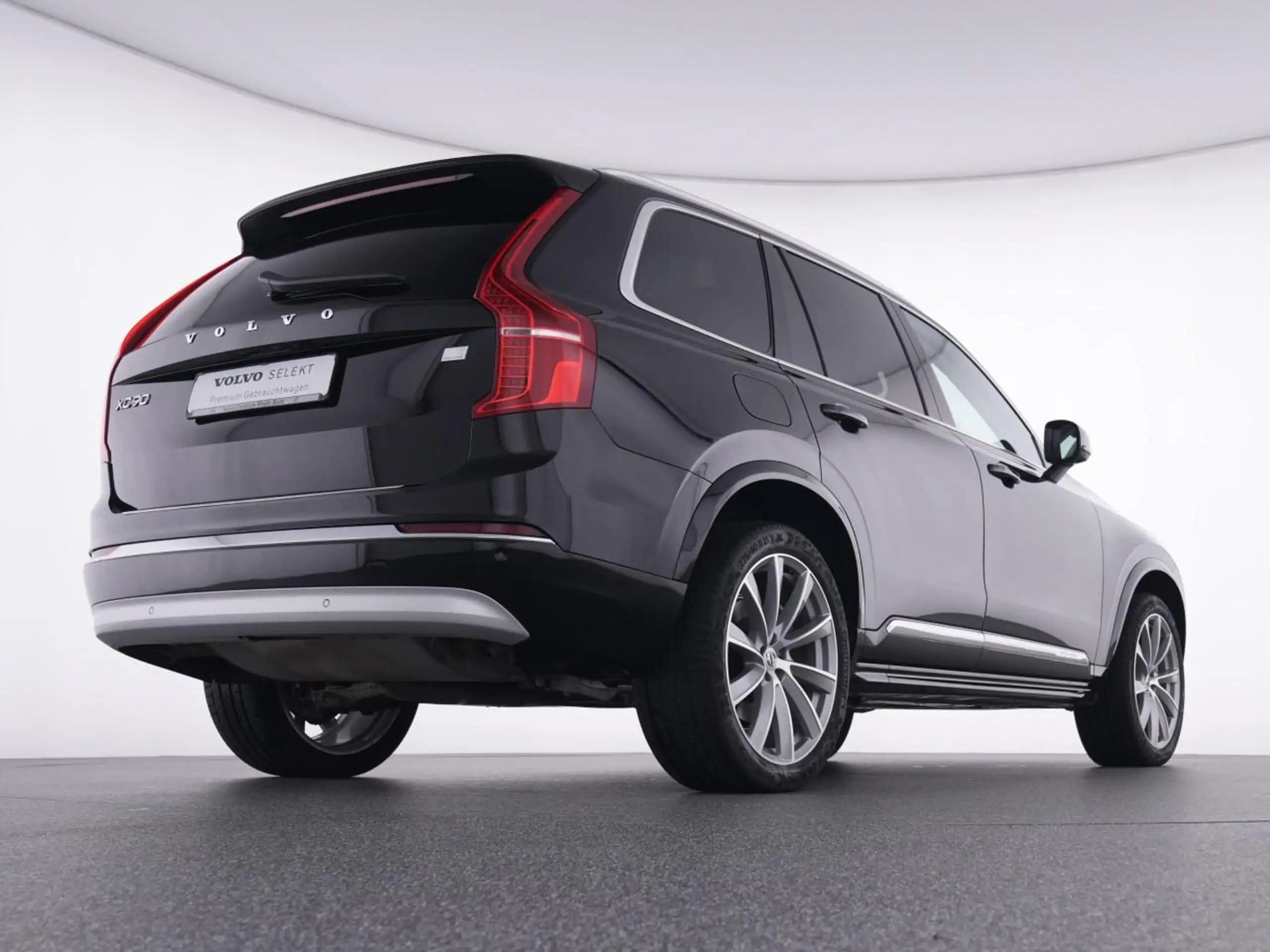 Volvo - XC90