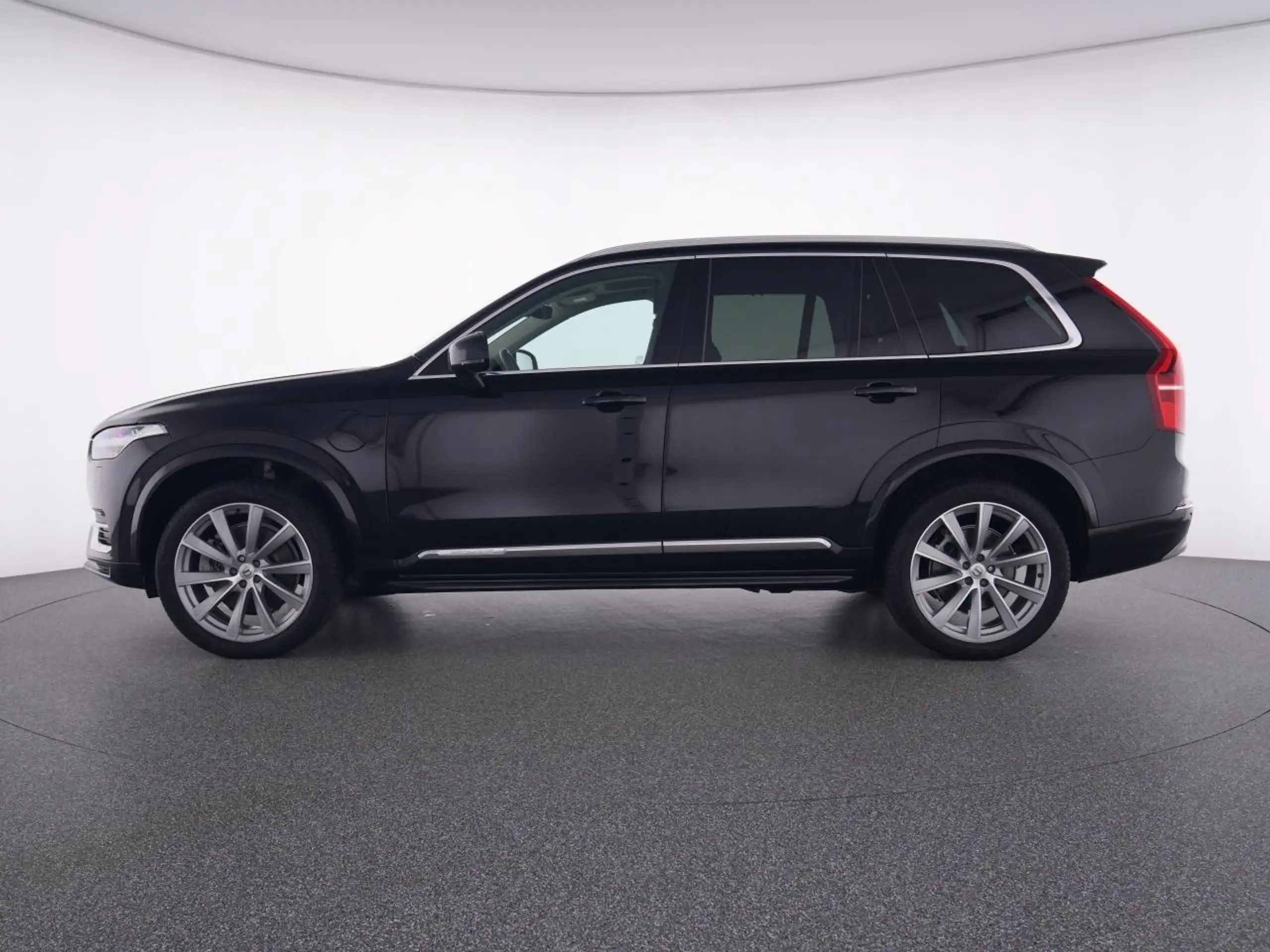 Volvo - XC90