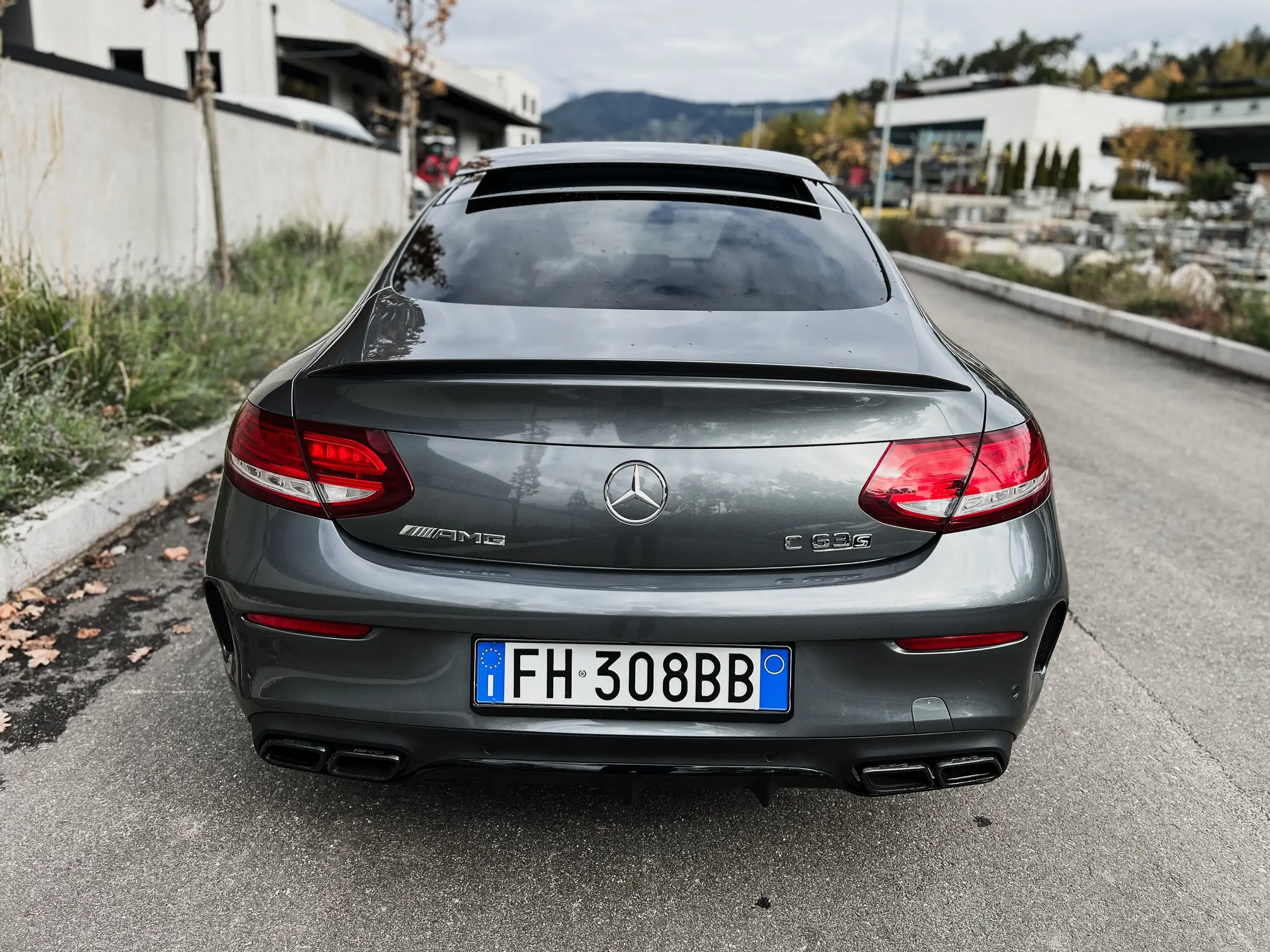 Mercedes-Benz - C 63 AMG