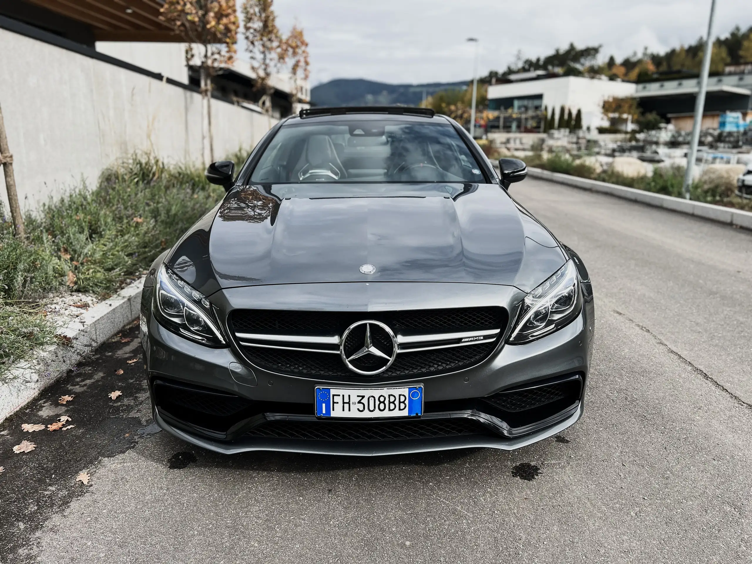 Mercedes-Benz - C 63 AMG