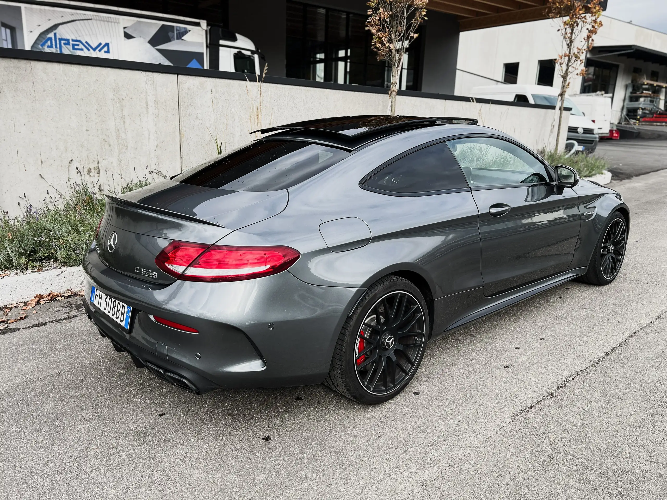 Mercedes-Benz - C 63 AMG