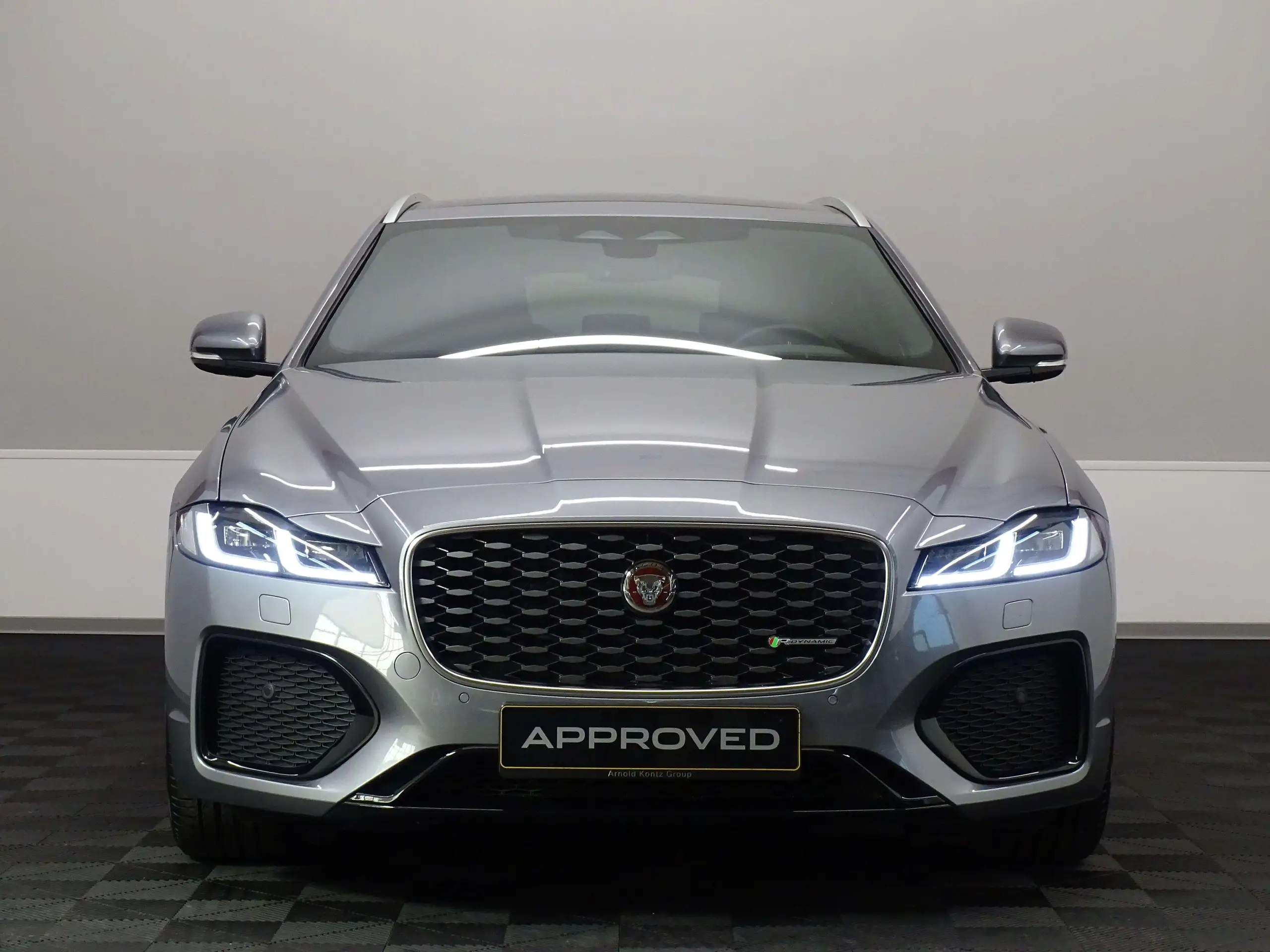 Jaguar - XF