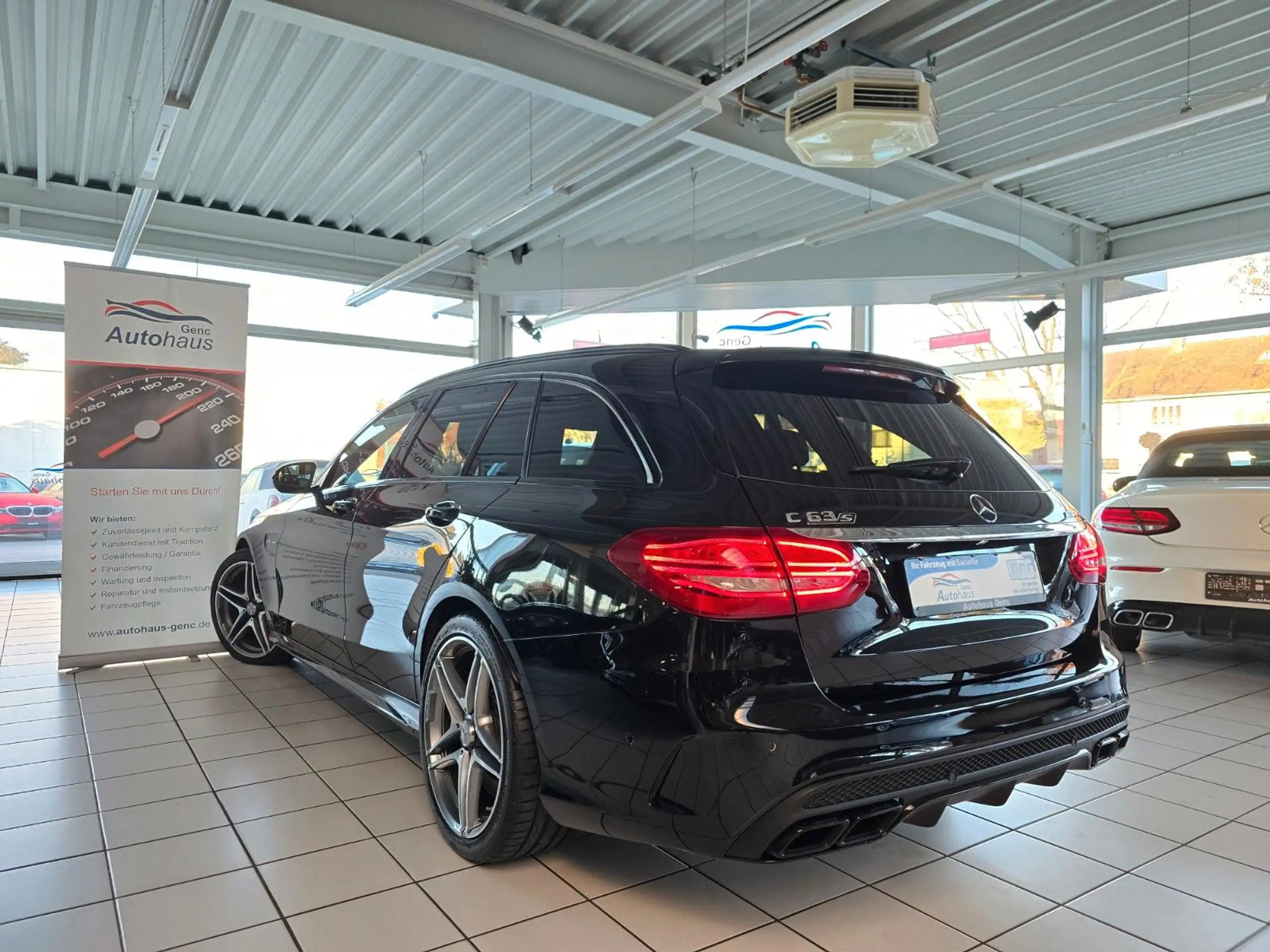 Mercedes-Benz - C 63 AMG