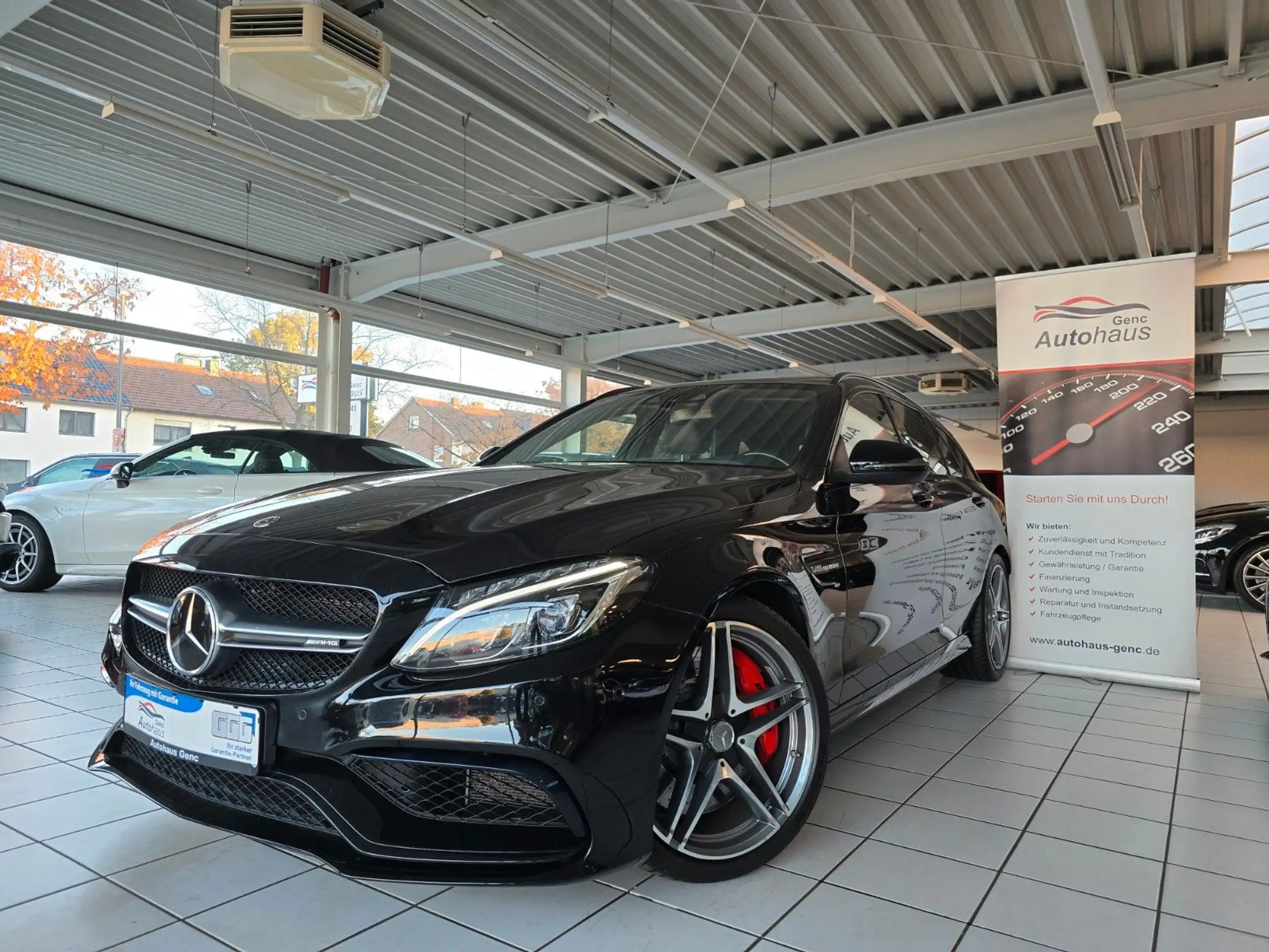 Mercedes-Benz - C 63 AMG