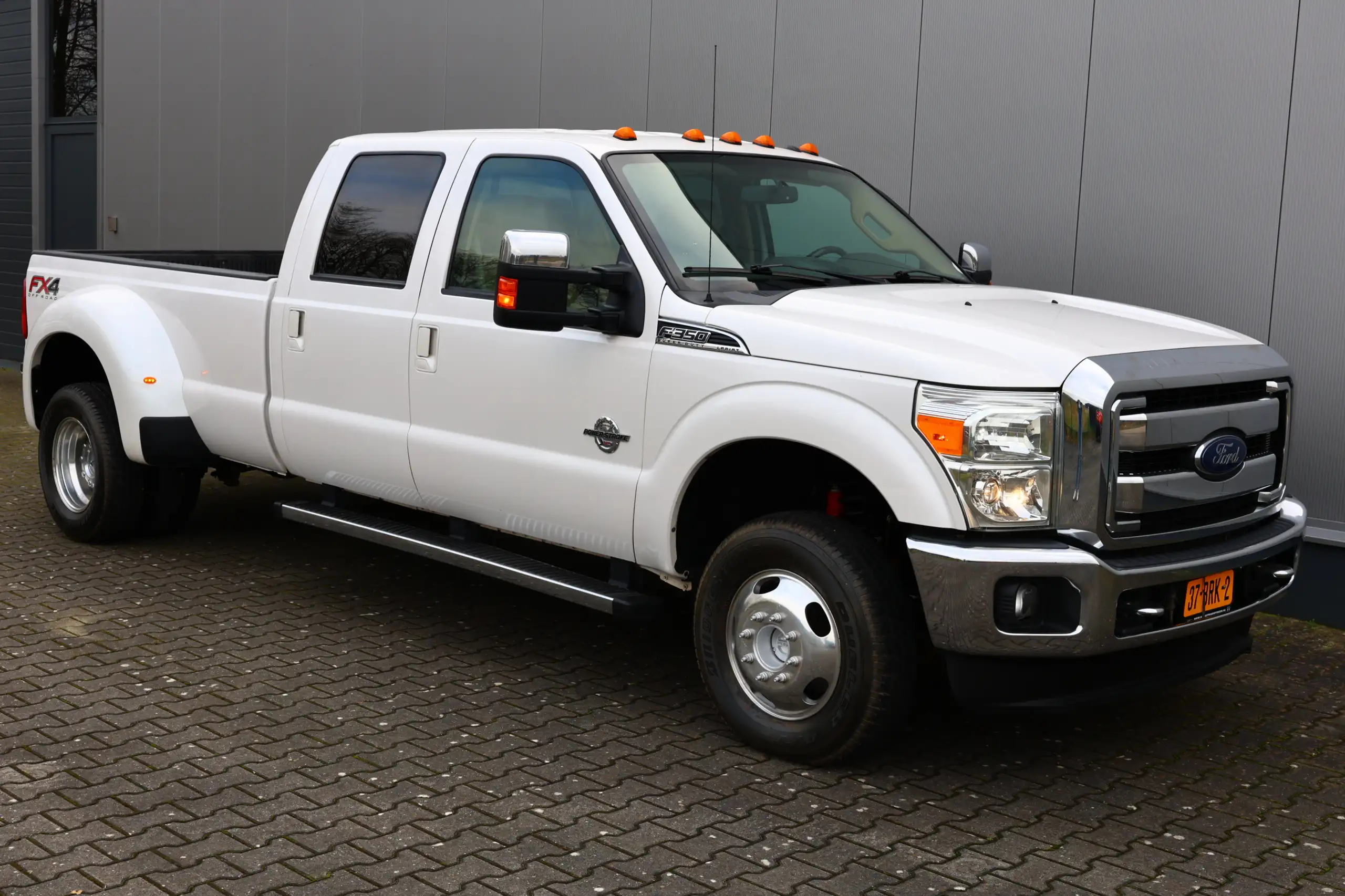 Ford - F 350