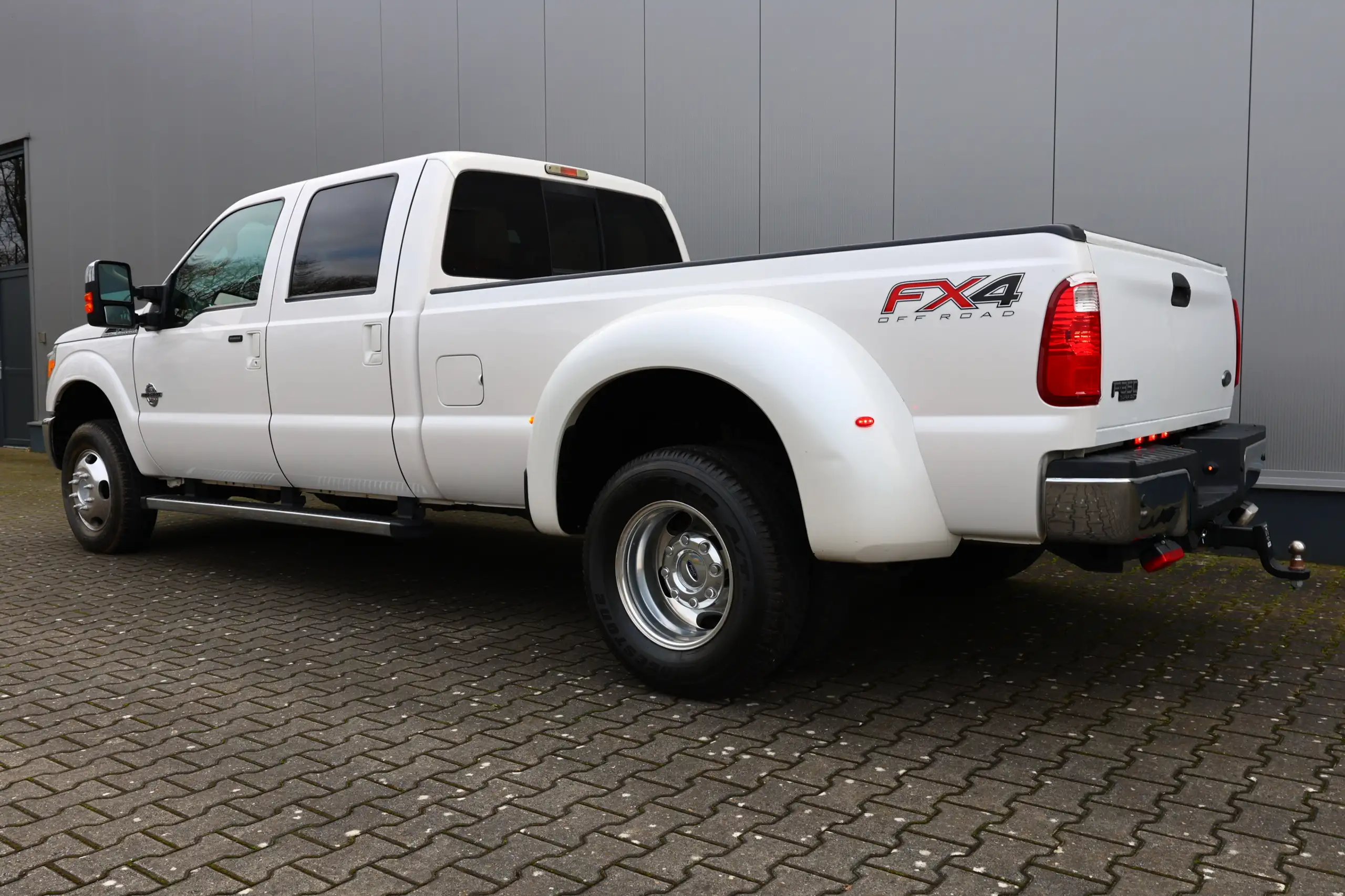 Ford - F 350