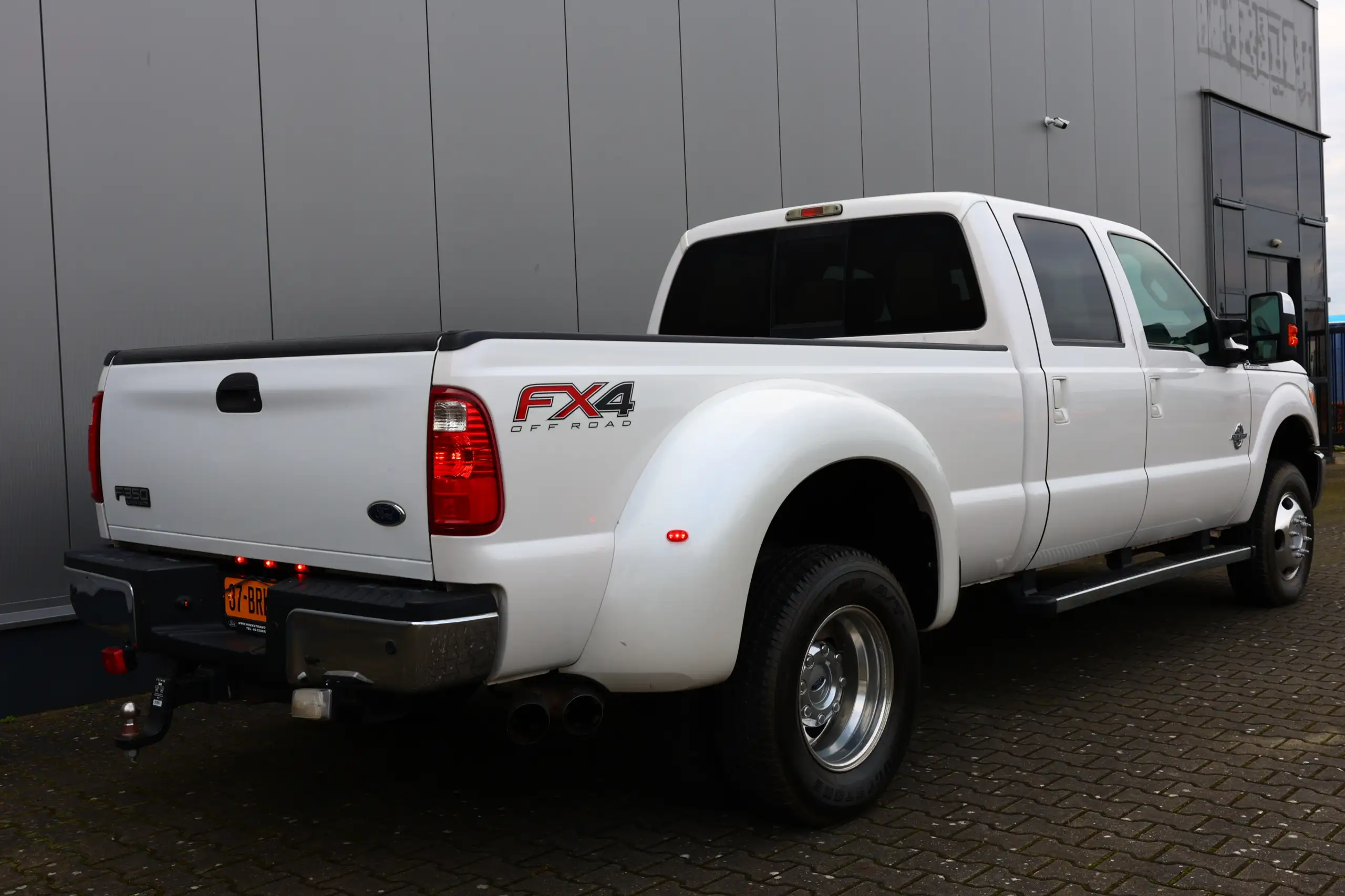 Ford - F 350