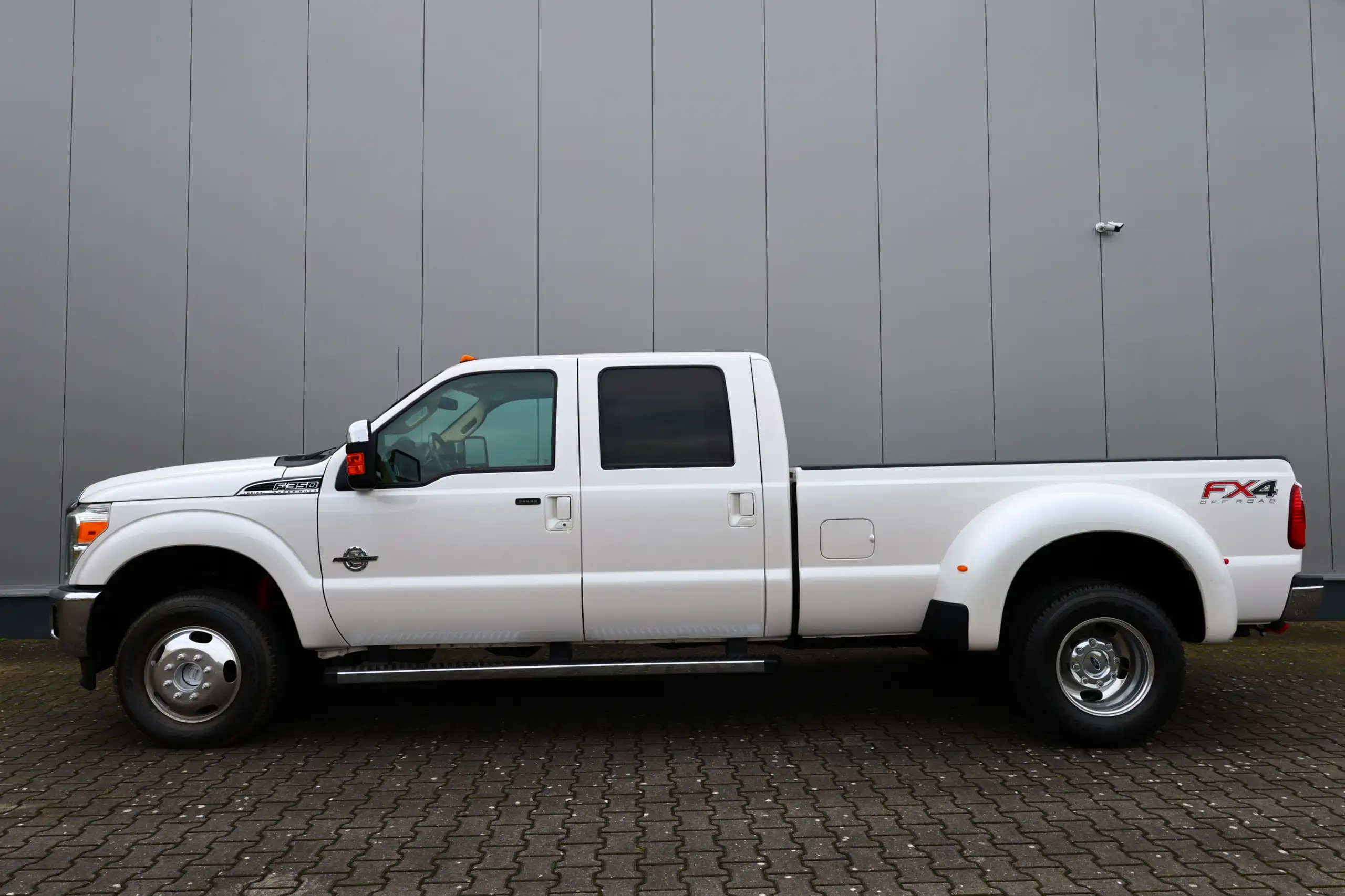 Ford - F 350