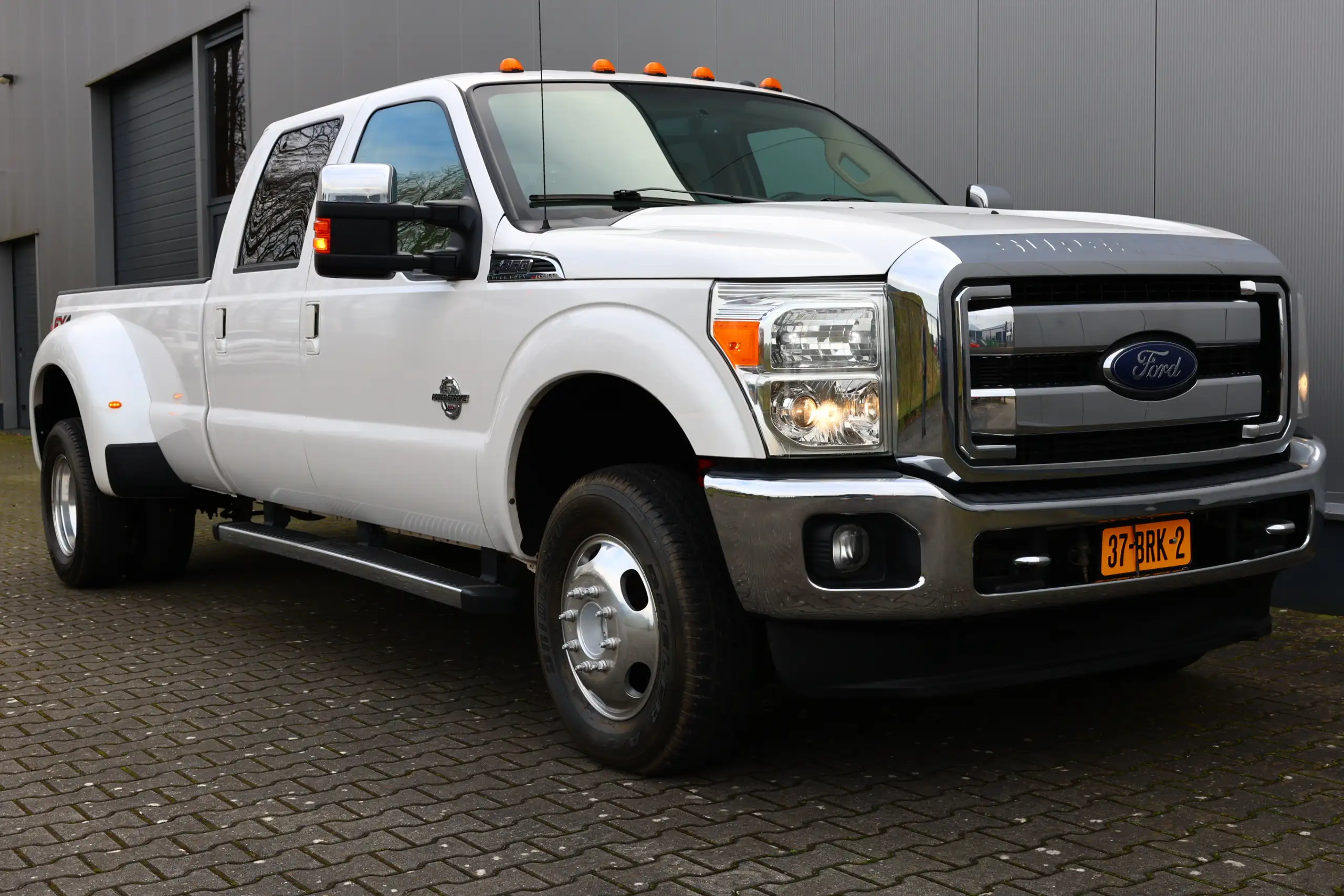 Ford - F 350