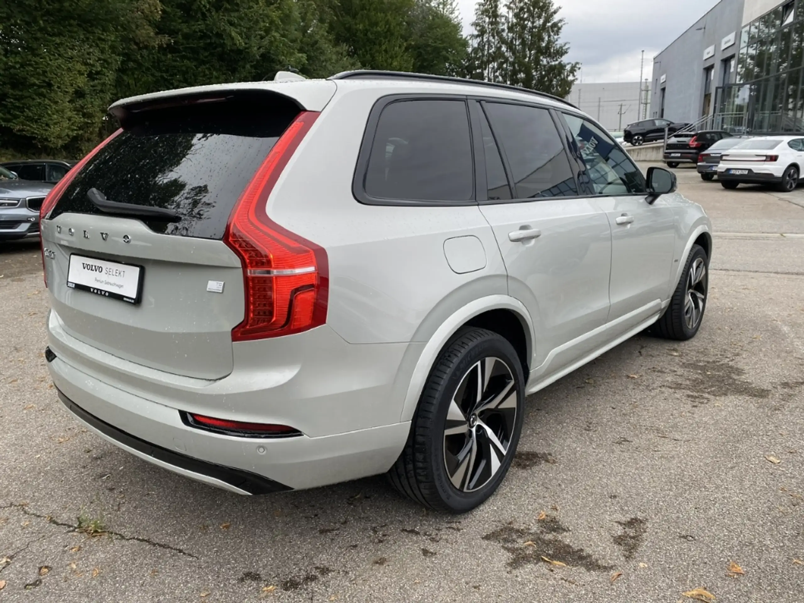 Volvo - XC90