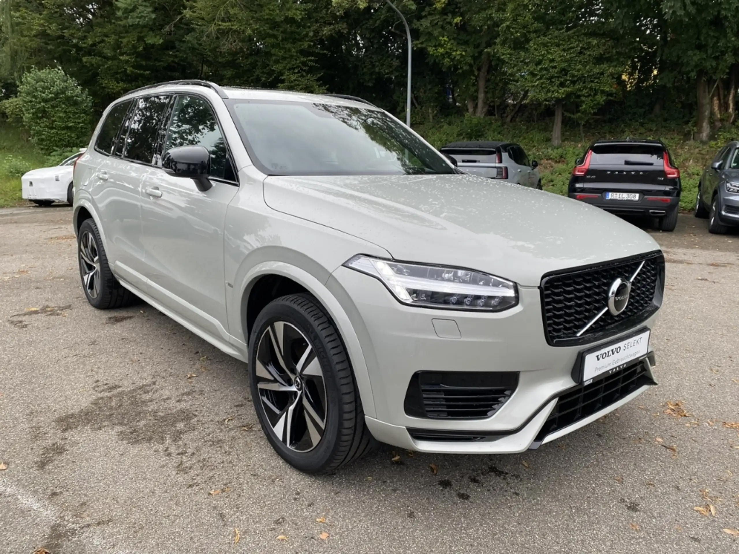 Volvo - XC90